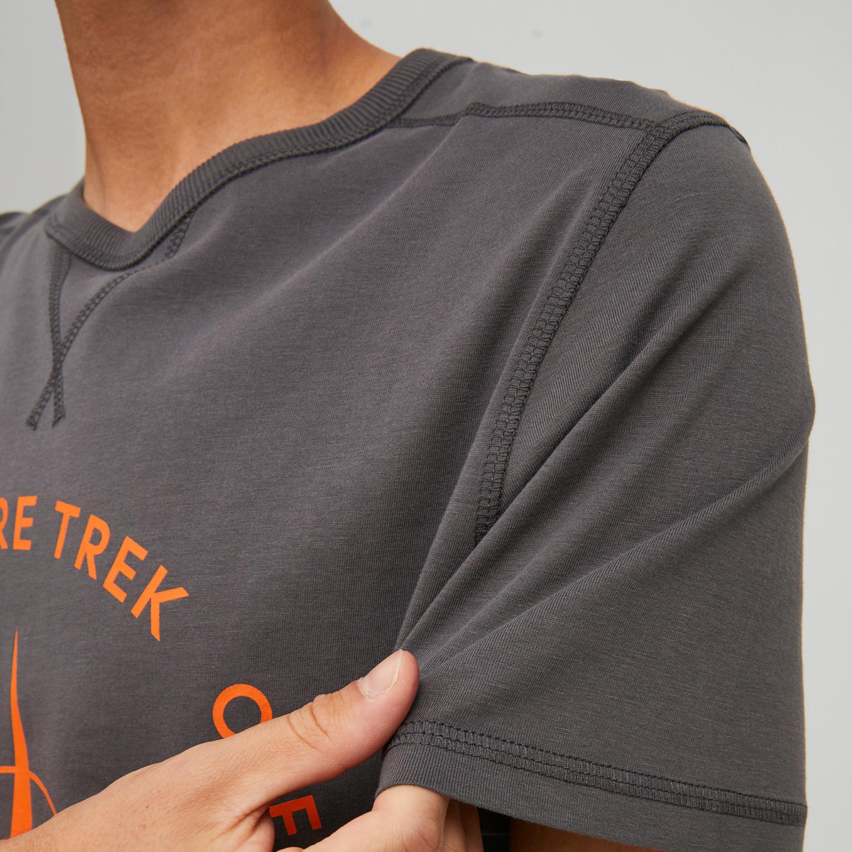 Jack & Jones Men Grey Printed Crew Neck Short Sleeves T-Shirt-men-clothing-tshirtsandpolos-tshirts-image-7