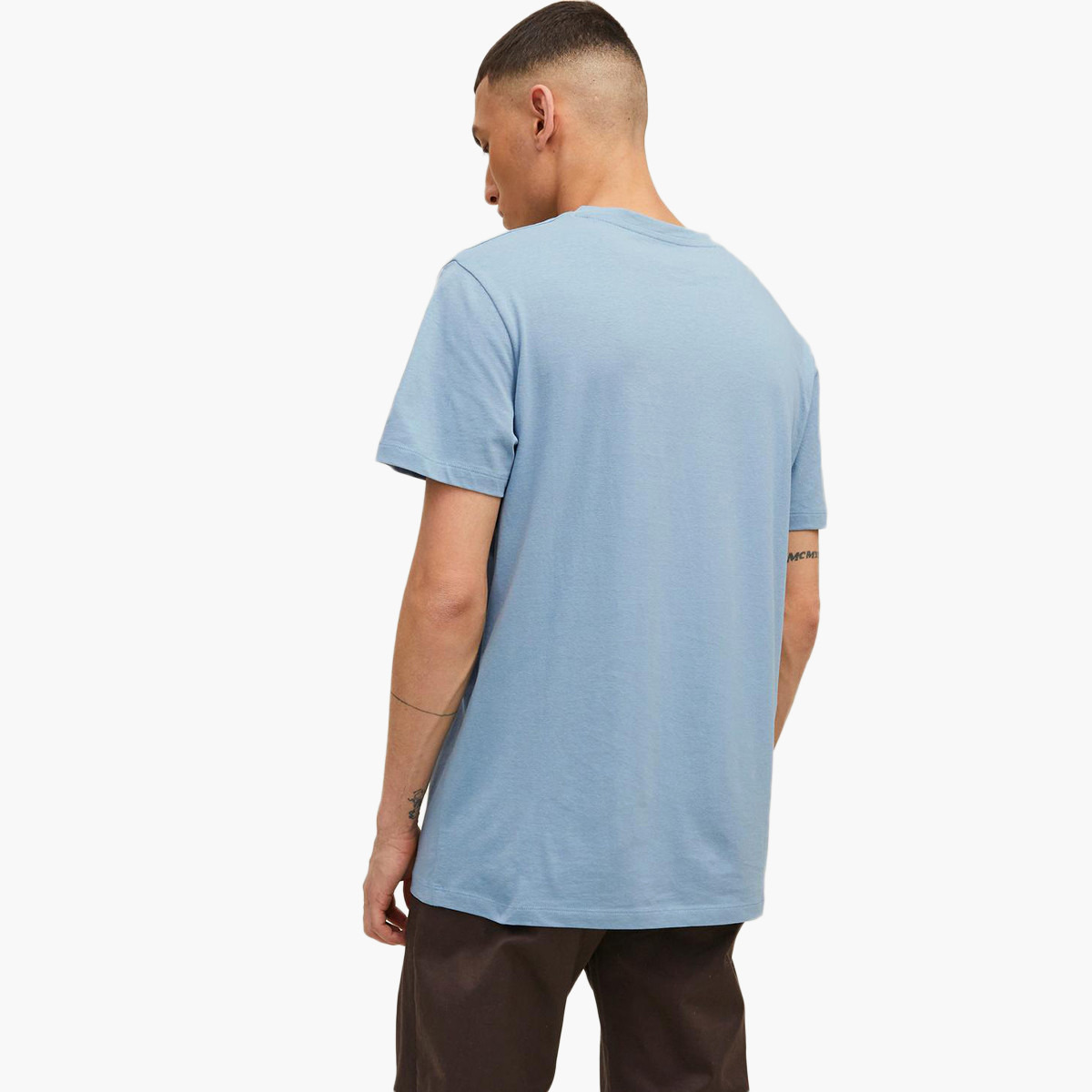 القميص من النوع الثقيل جاك آند جونز رجالي بأكمام قصيرة وياقة دائرية وشعار أزرق-men-clothing-tshirtsandpolos-tshirts-image-4