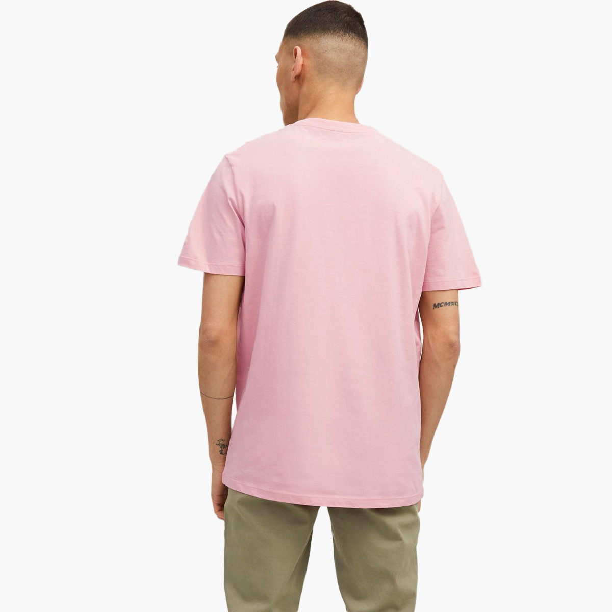 تي شيرت جاك آند جونز رجالي وردي بياقة مستديرة وأكمام قصيرة-men-clothing-tshirtsandpolos-tshirts-image-4
