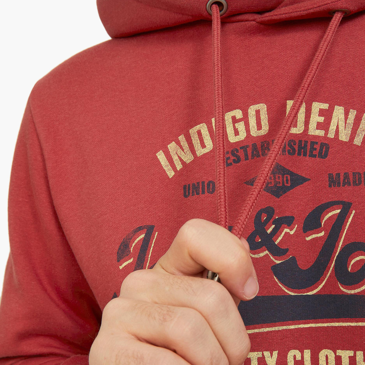 جاك آند جونز هودي بأكمام طويلة وطبعة حمراء للرجال-men-winterwear-hoodiesandsweatshirts-image-3