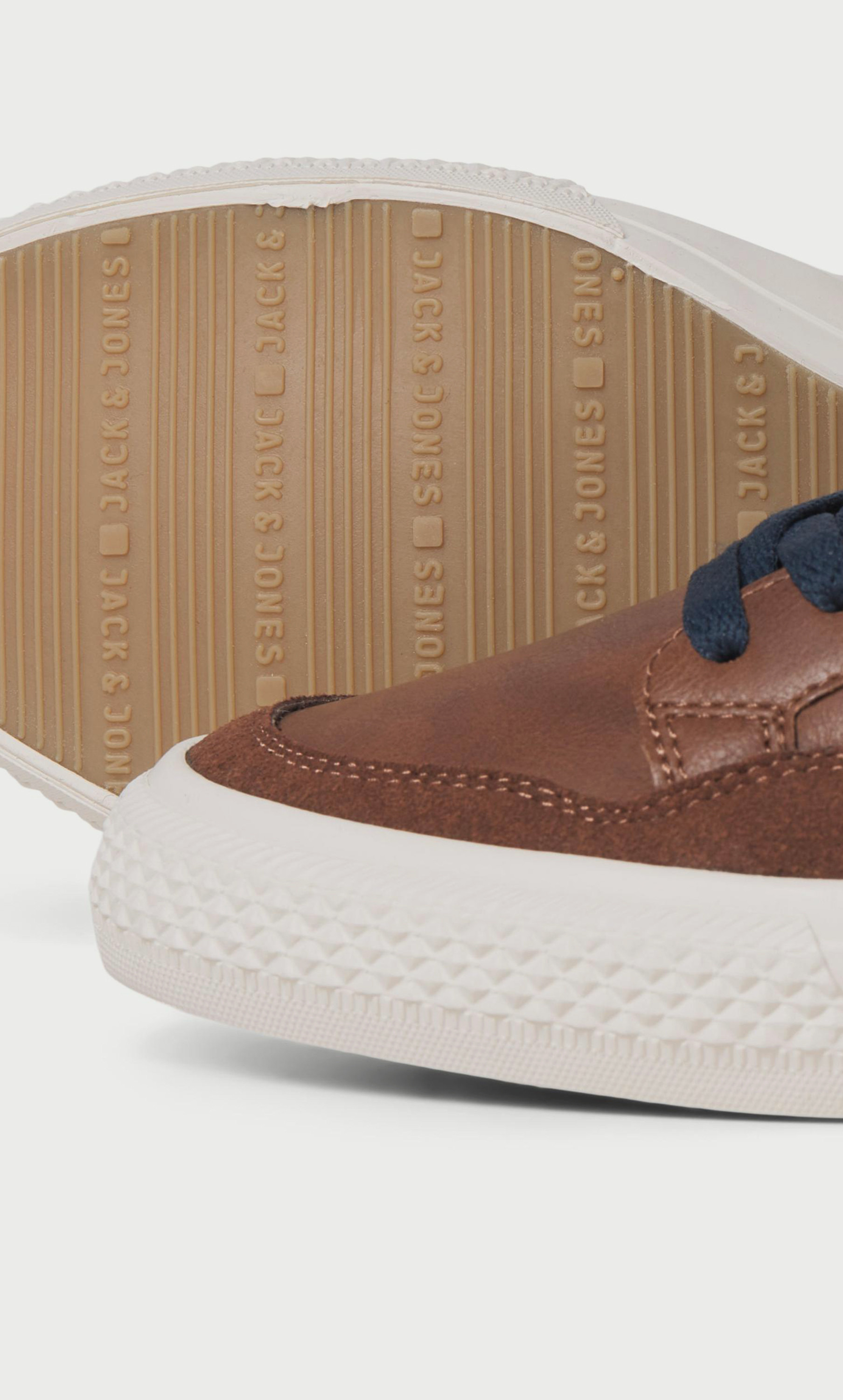 سنيكرز جاك آند جونز للرجال مع رباط برقبة منخفضة | 12215496-men-shoes-sneakers-image-3