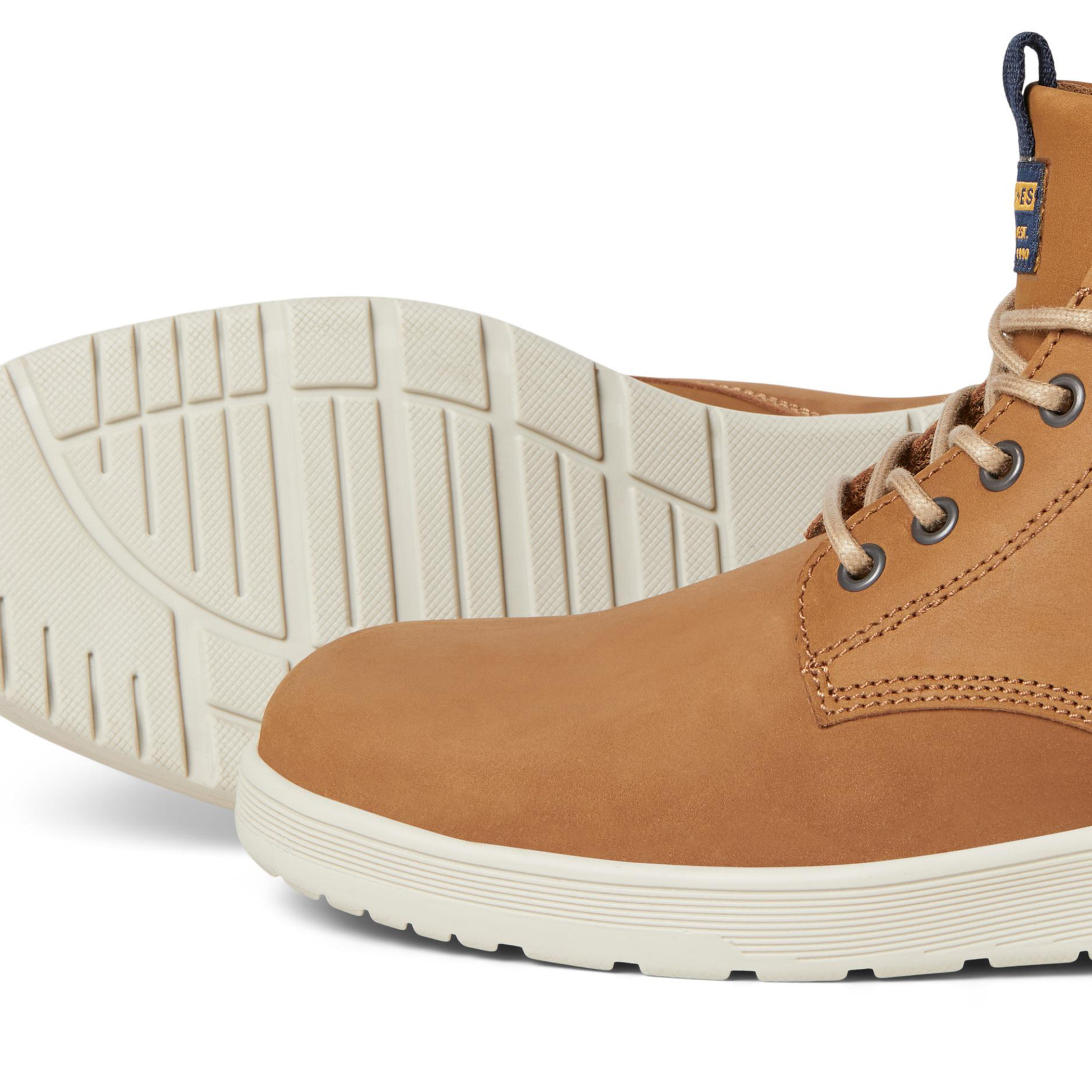 أحذية صلبة من نوبوك من جاك آند جونز للرجال بلون اسود-men-shoes-boots-image-12