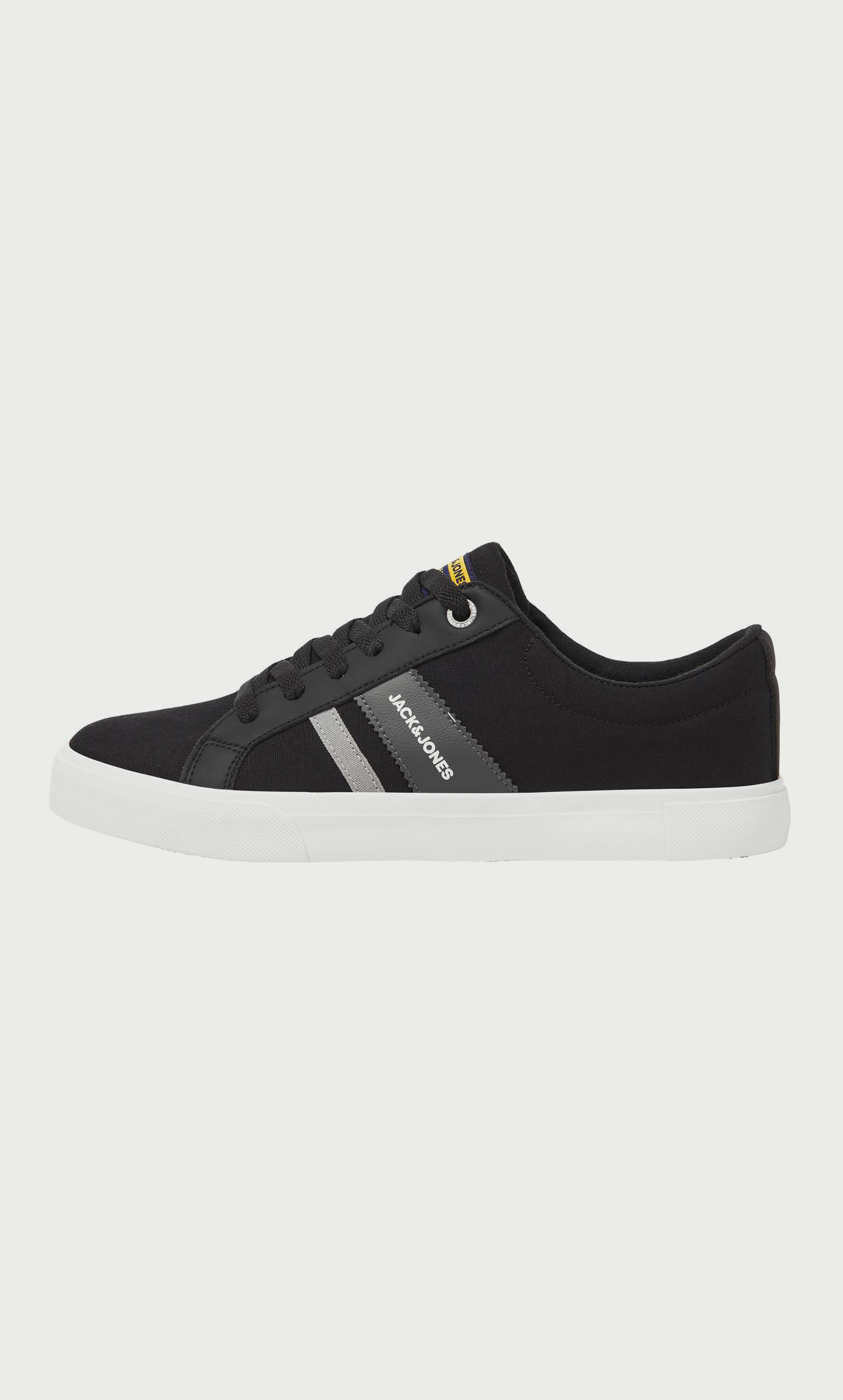 سنيكرز كاجوال ذو رباط من جاك آند جونز للرجال  12215736-men-shoes-sneakers-image-2