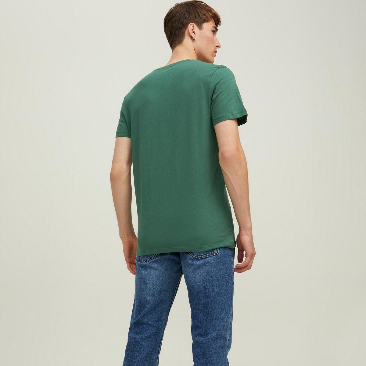 تي شيرت رجالي من جاك آند جونز بأكمام قصيرة و ياقة مستديرة و مطبوع مع لون بني-men-clothing-tshirtsandpolos-tshirts-image-3