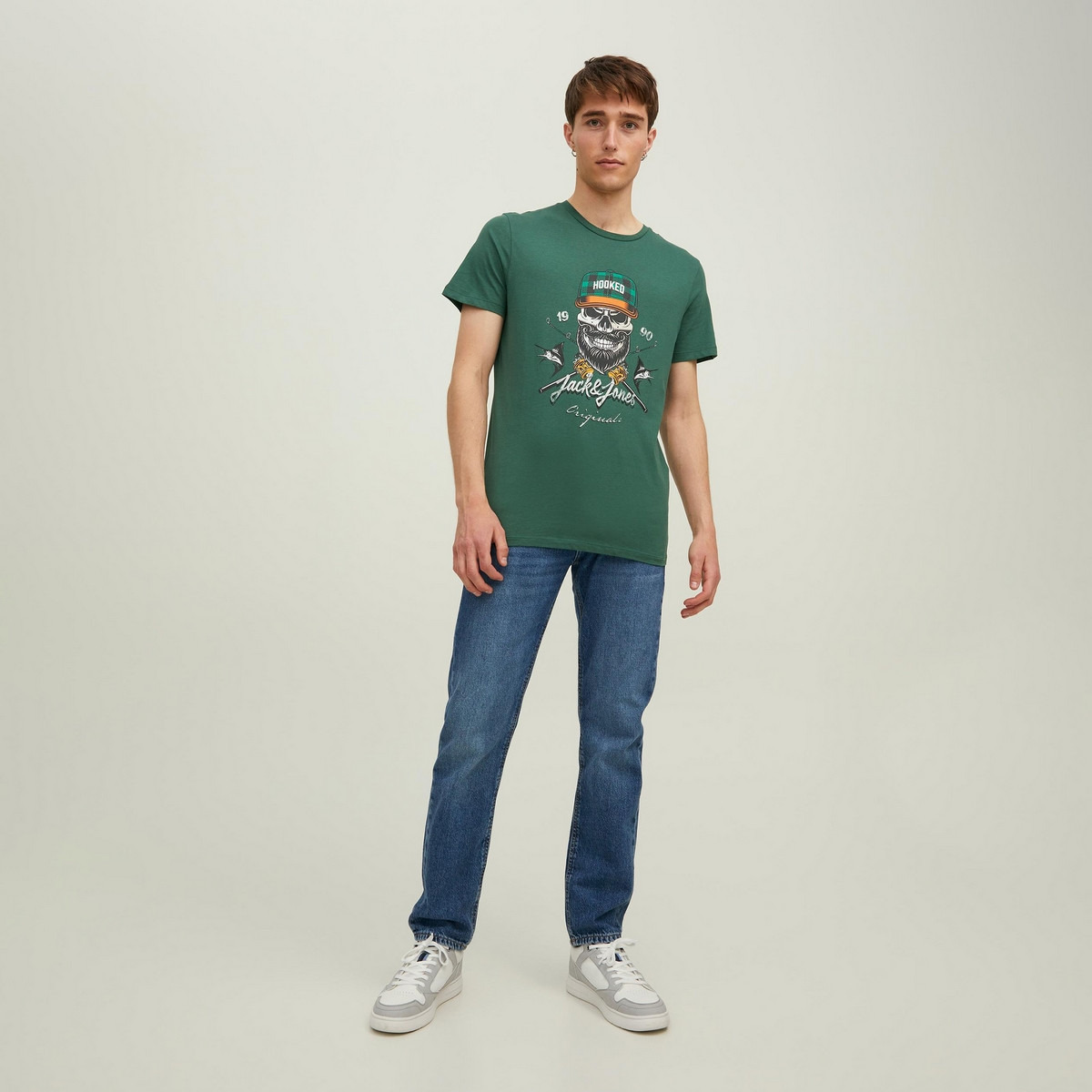 تي شيرت رجالي من جاك آند جونز بأكمام قصيرة و ياقة مستديرة و مطبوع مع لون بني-men-clothing-tshirtsandpolos-tshirts-image-8