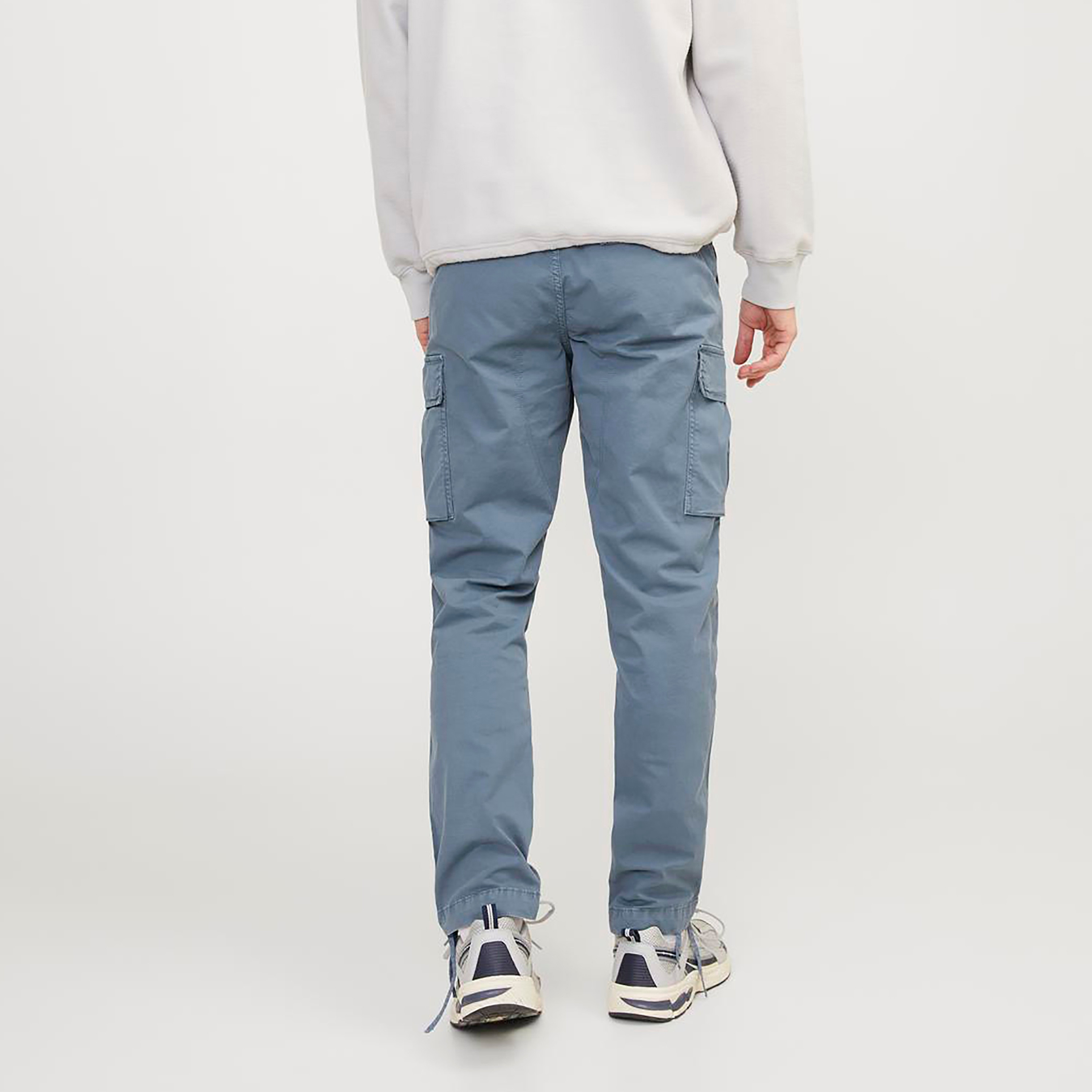 بنطلون كارغو من جاك آند جونز سادة ذو متوسط الارتفاع-men-clothing-bottoms-joggers-image-4