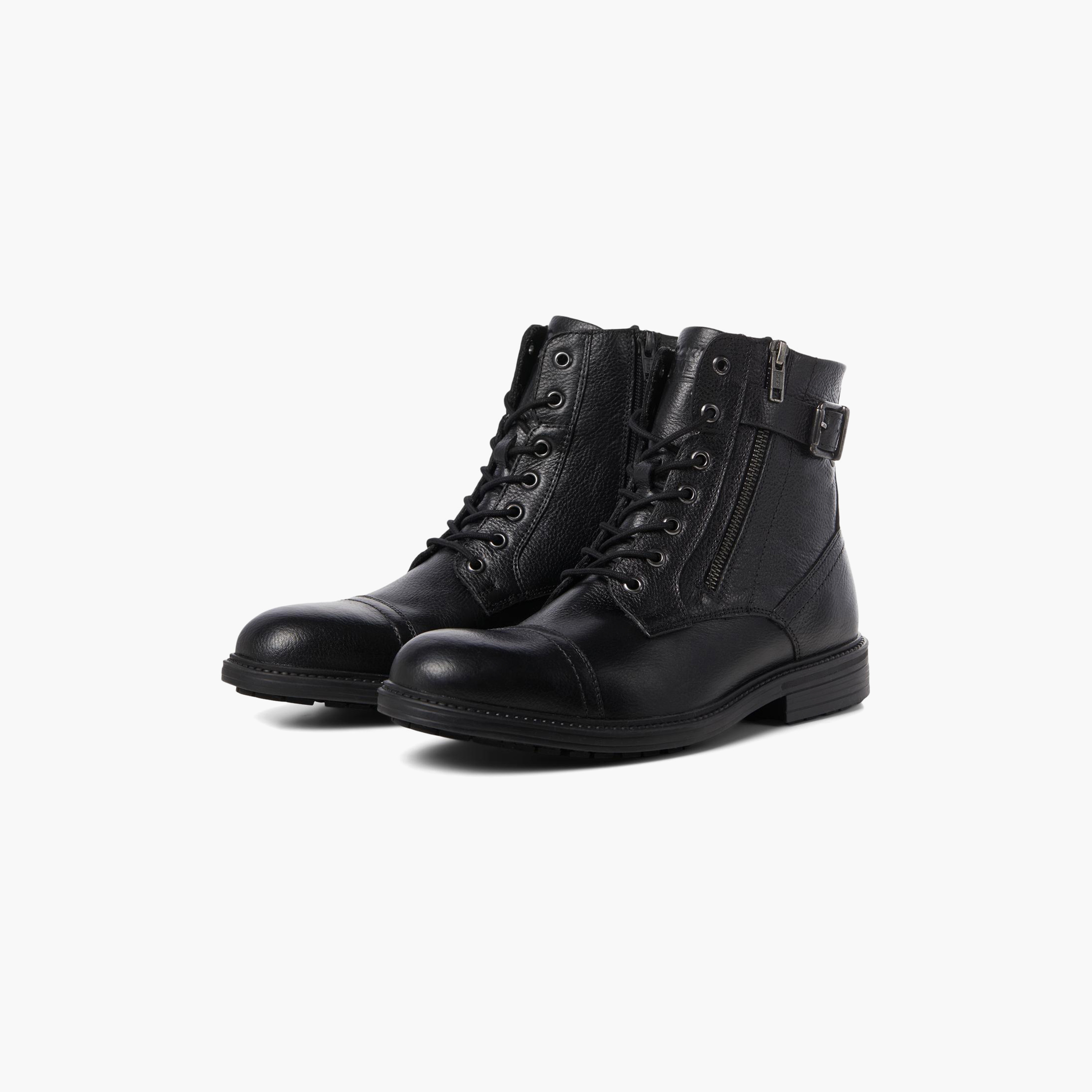 حذاء رجالي من جاك اند جونز مصنوع من الجلد جافهولاند بسحاب علوي وإغلاق | 12217007-men-shoes-boots-image-1