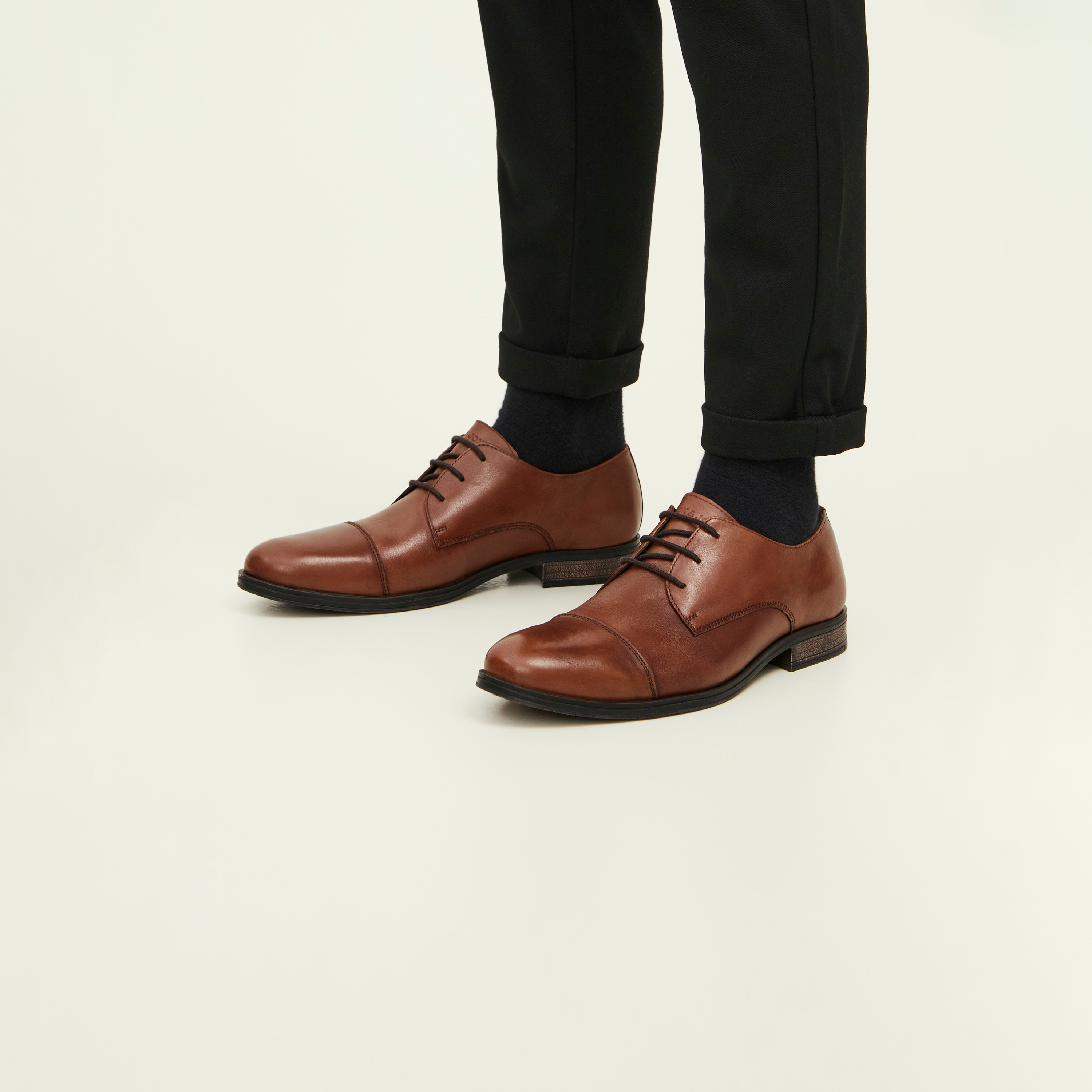 حذاء ديربي رجالي برباط من جاك آند جونز | 12217091-men-shoes-formalshoes-image-7