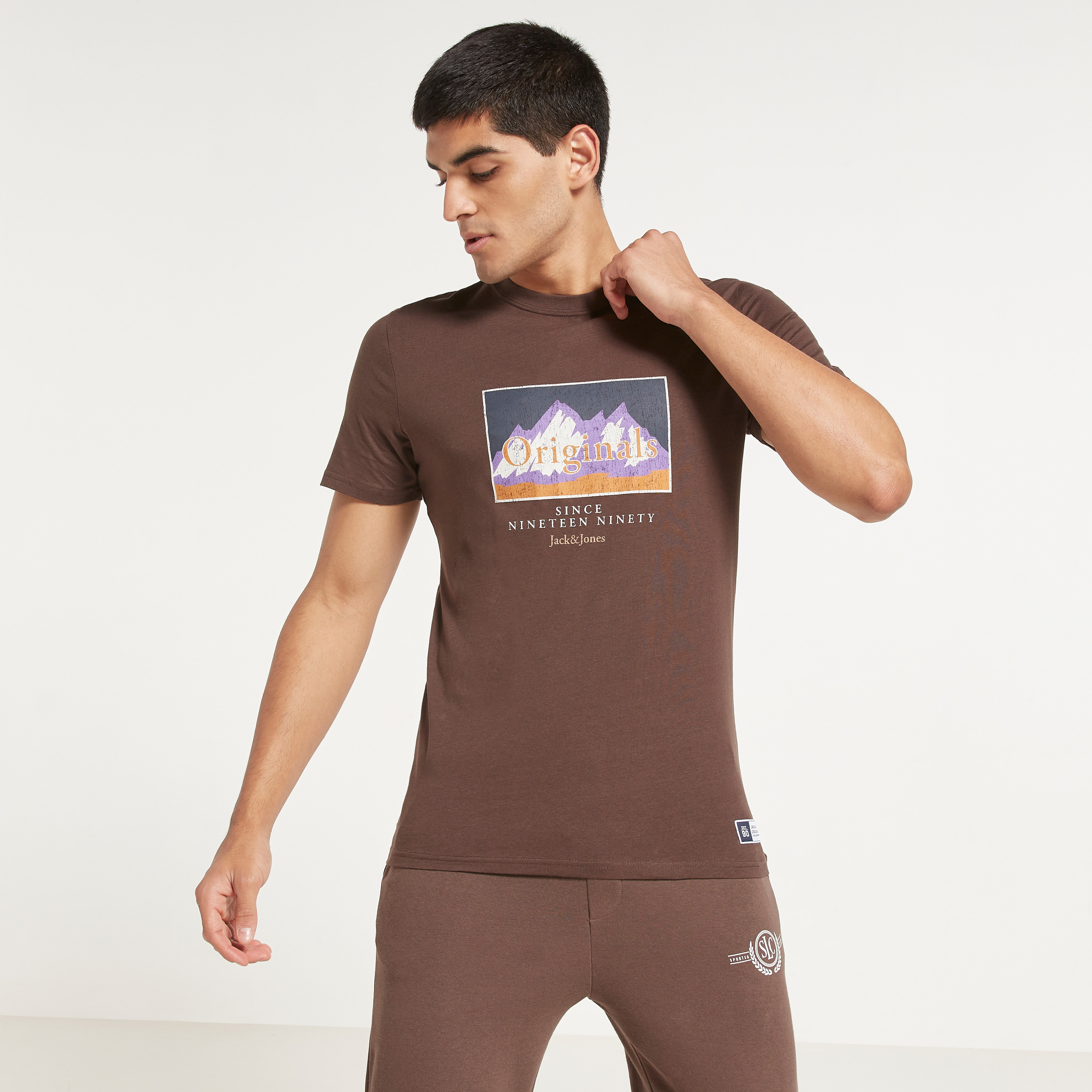 Jack & Jones Graphic Crew Neck Short Sleeves T-Shirt-men-clothing-tshirtsandpolos-tshirts-image-5