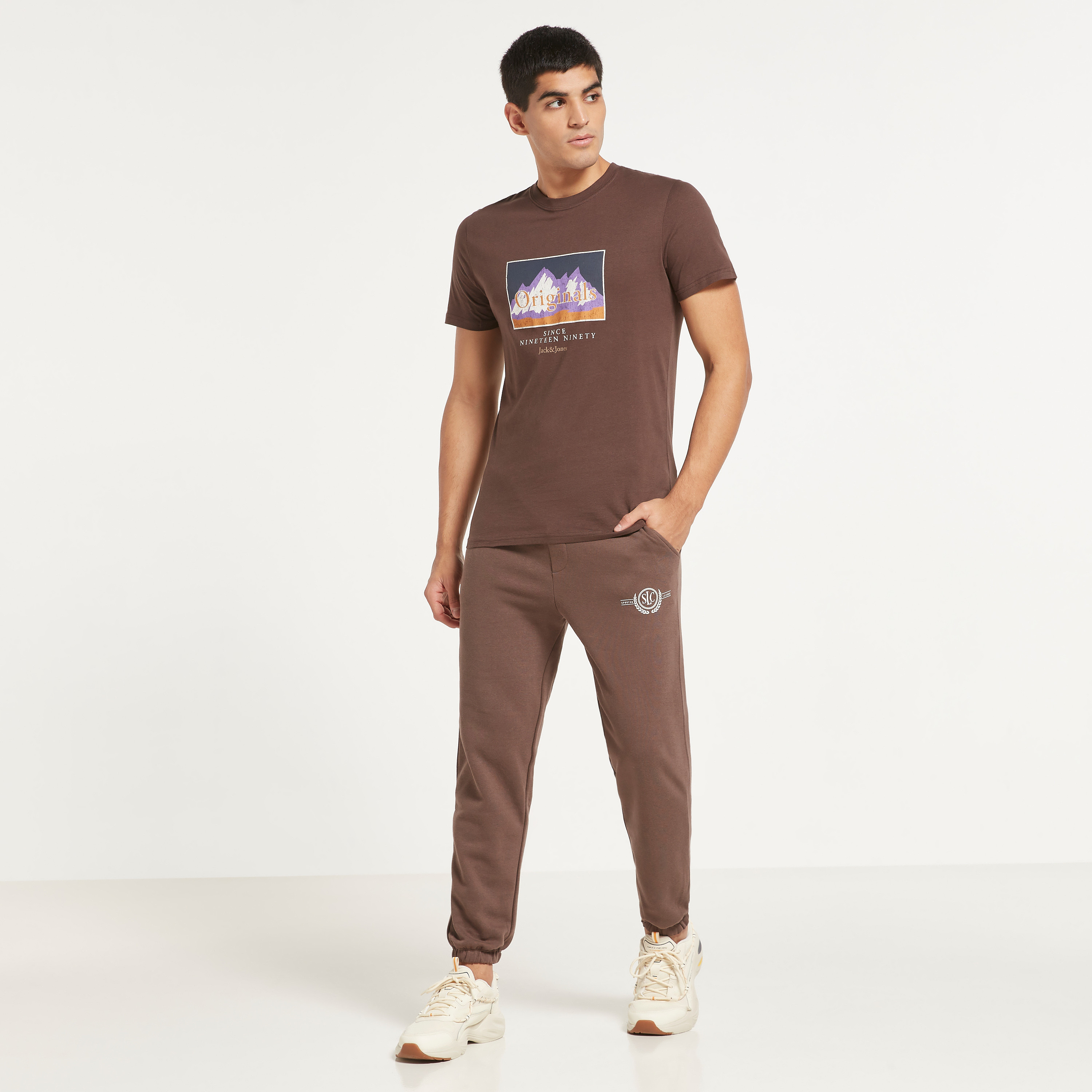 Jack & Jones Graphic Crew Neck Short Sleeves T-Shirt-men-clothing-tshirtsandpolos-tshirts-image-6