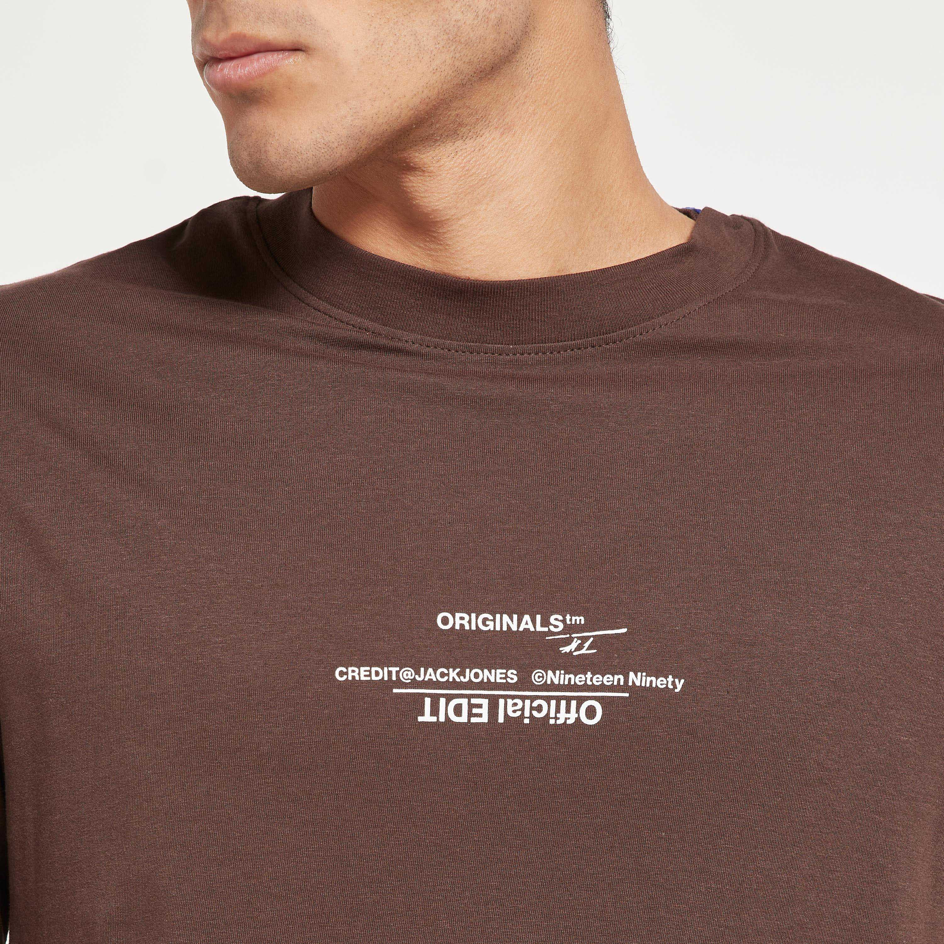تي شيرت من جاك آند جونز مطبوع بأكمام قصيرة و ياقة مستديرة-men-clothing-tshirtsandpolos-tshirts-image-9