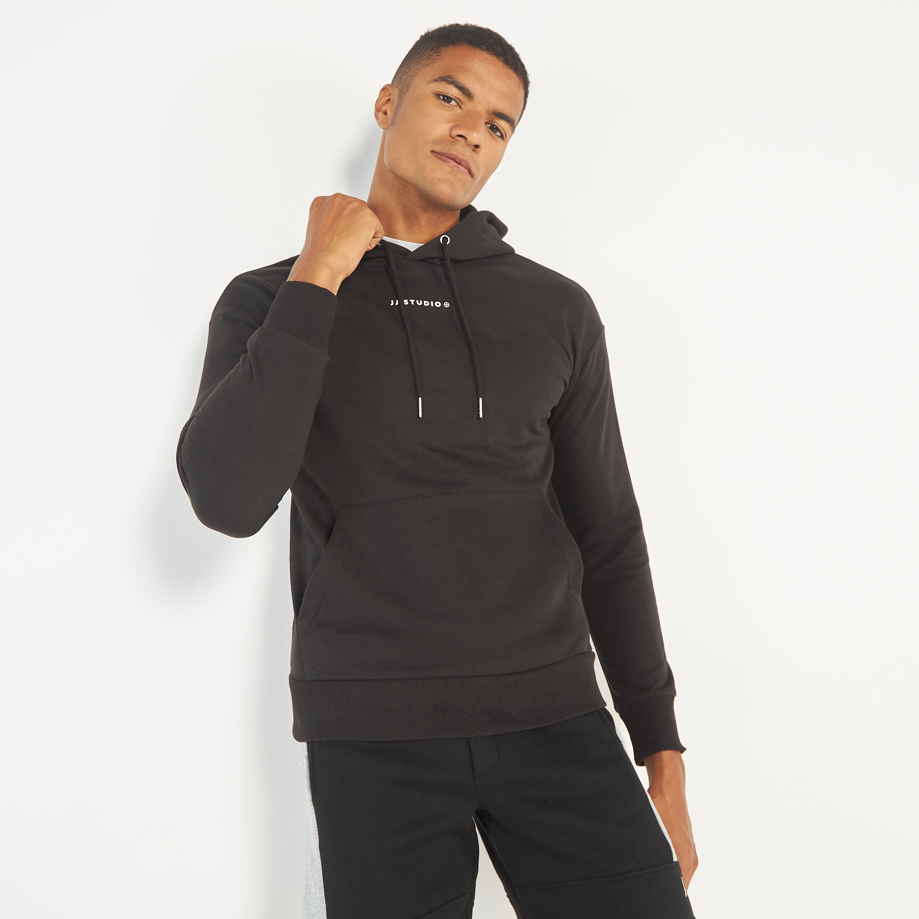 Jack & Jones Printed Long Sleeves Hoodie with Kangaroo Pocket-men-winterwear-hoodiesandsweatshirts-image-1