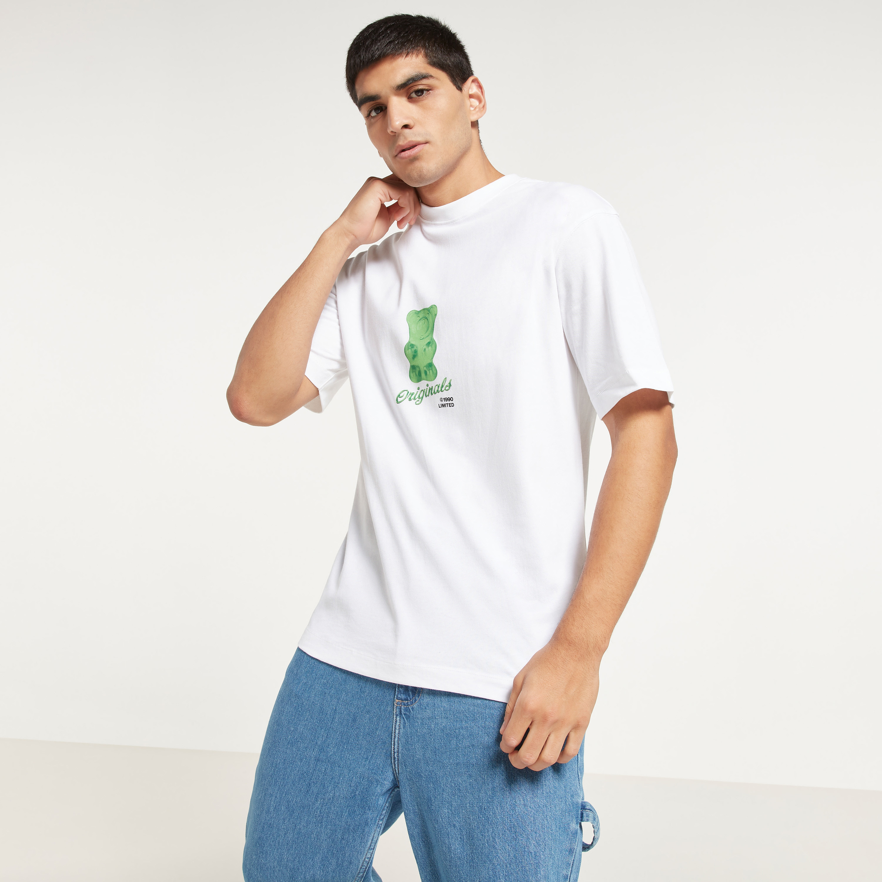 تي شيرت من جاك آند جونز مطبوع بأكمام قصيرة و ياقة مستديرة-men-clothing-tshirtsandpolos-tshirts-image-14