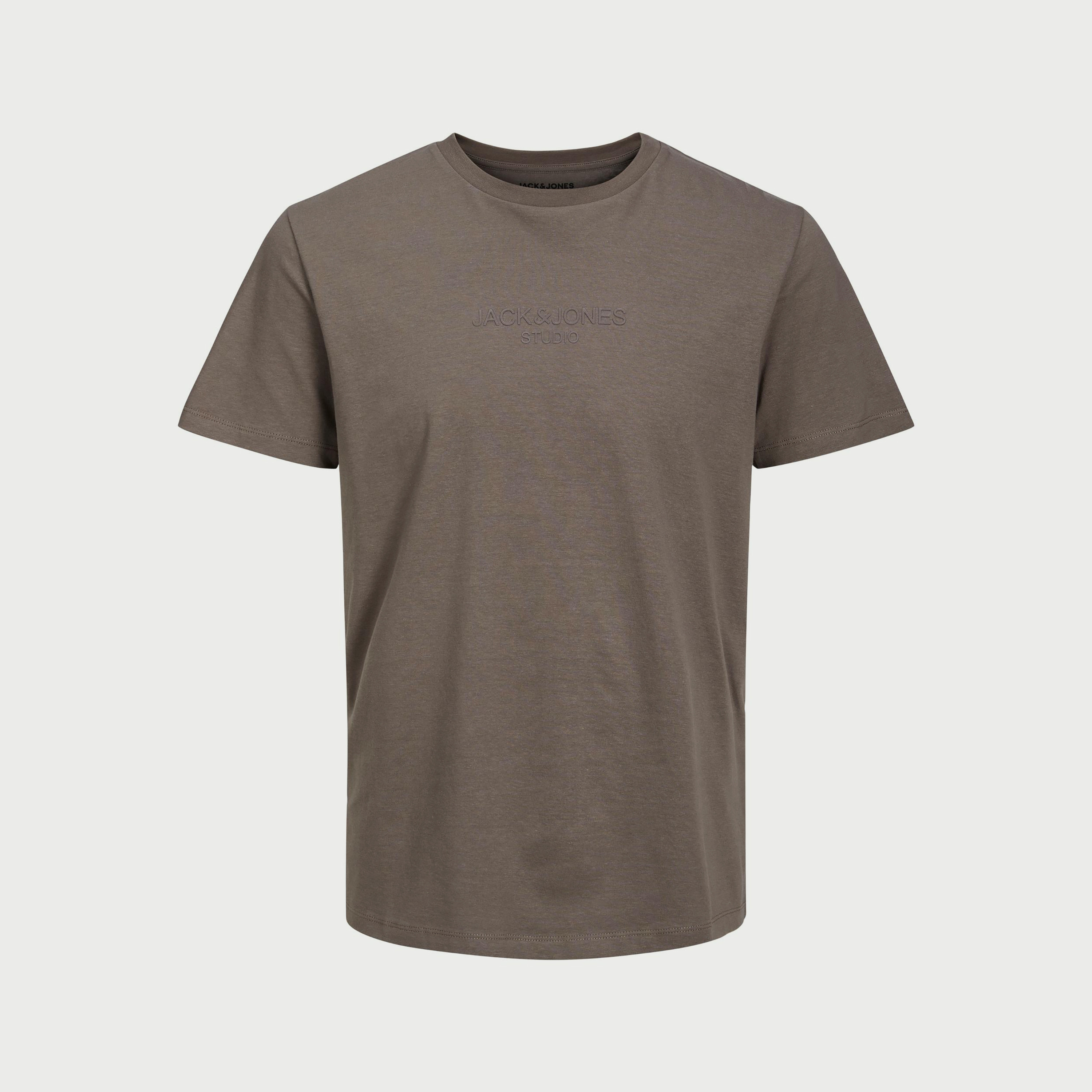 تي شيرت من جاك آند جونز مع شعار بأكمام قصيرة و ياقة مستديرة-men-clothing-tshirtsandpolos-tshirts-image-4