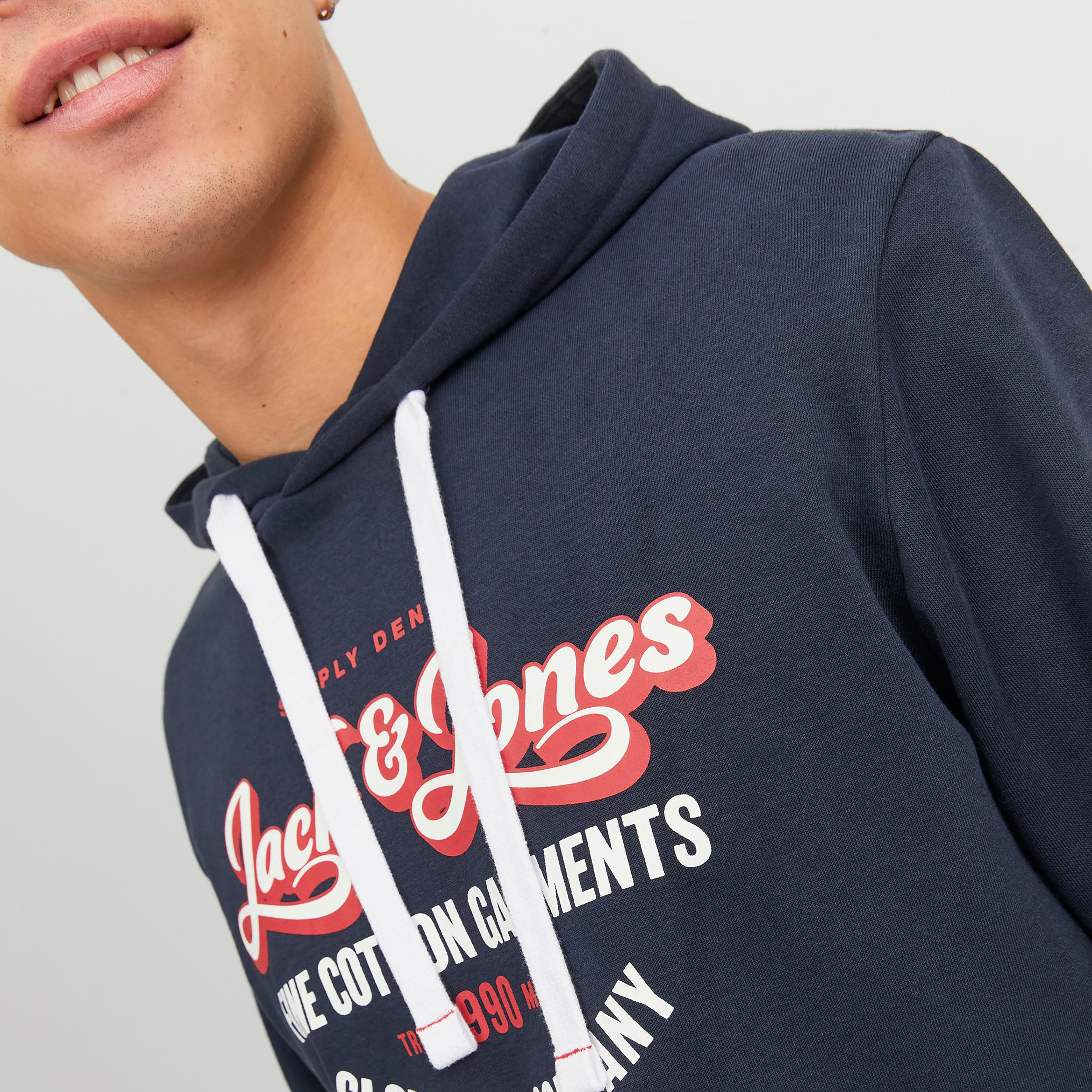 هودي جاك آند جونز مطبوع بأكمام طويلة-men-winterwear-hoodiesandsweatshirts-image-4