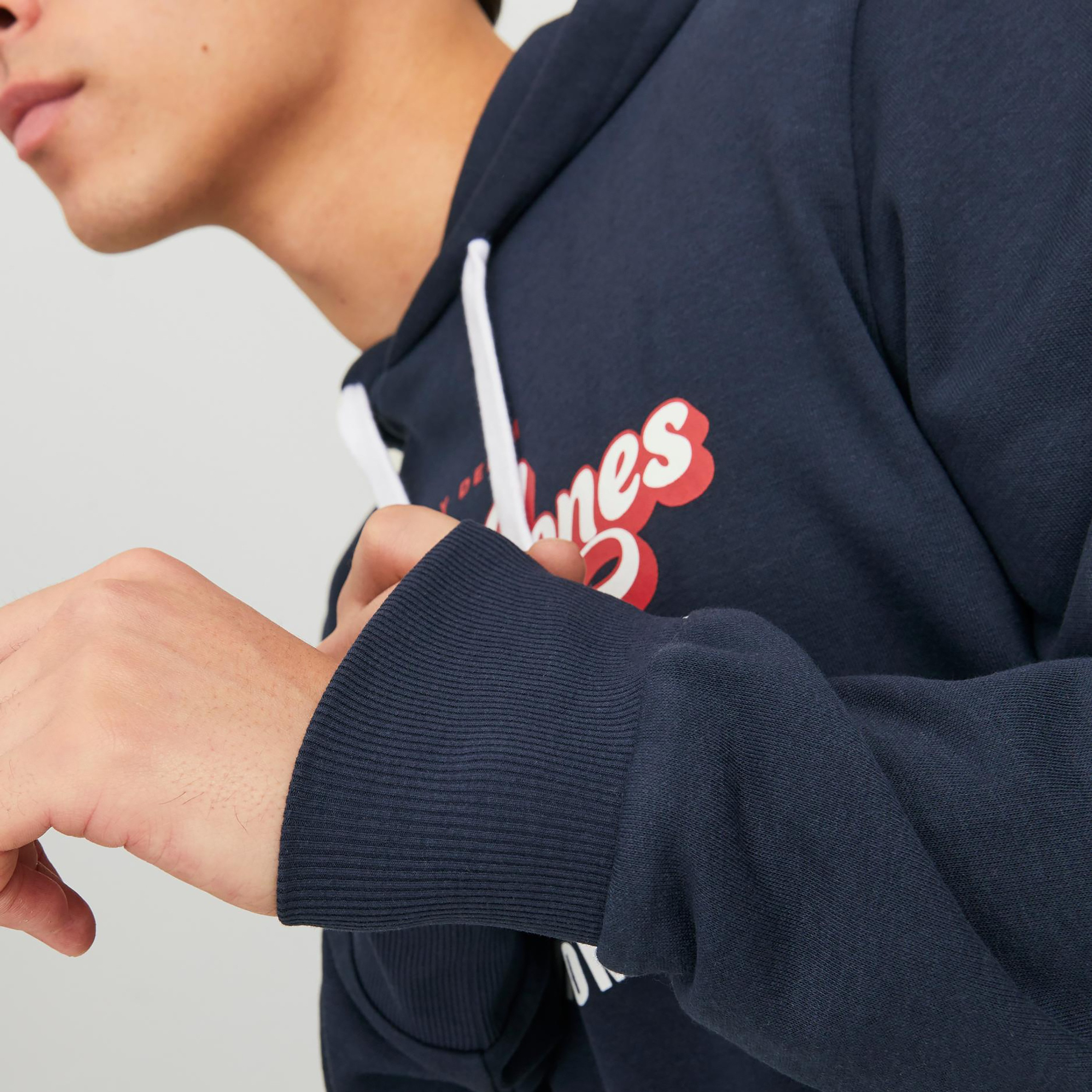هودي جاك آند جونز مطبوع بأكمام طويلة-men-winterwear-hoodiesandsweatshirts-image-6
