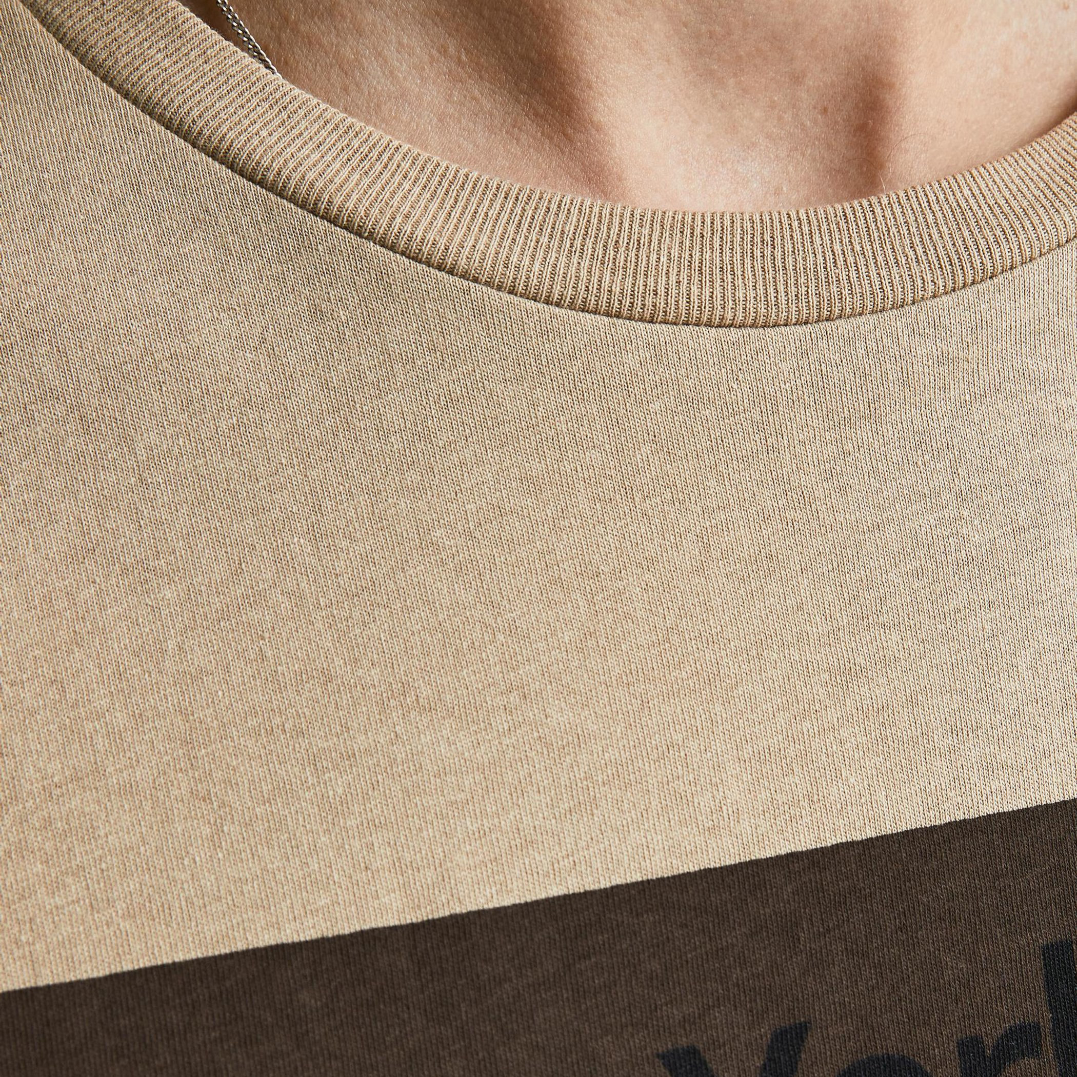 جاك آند جونس بنى تي شيرت-men-clothing-tshirtsandpolos-tshirts-image-6