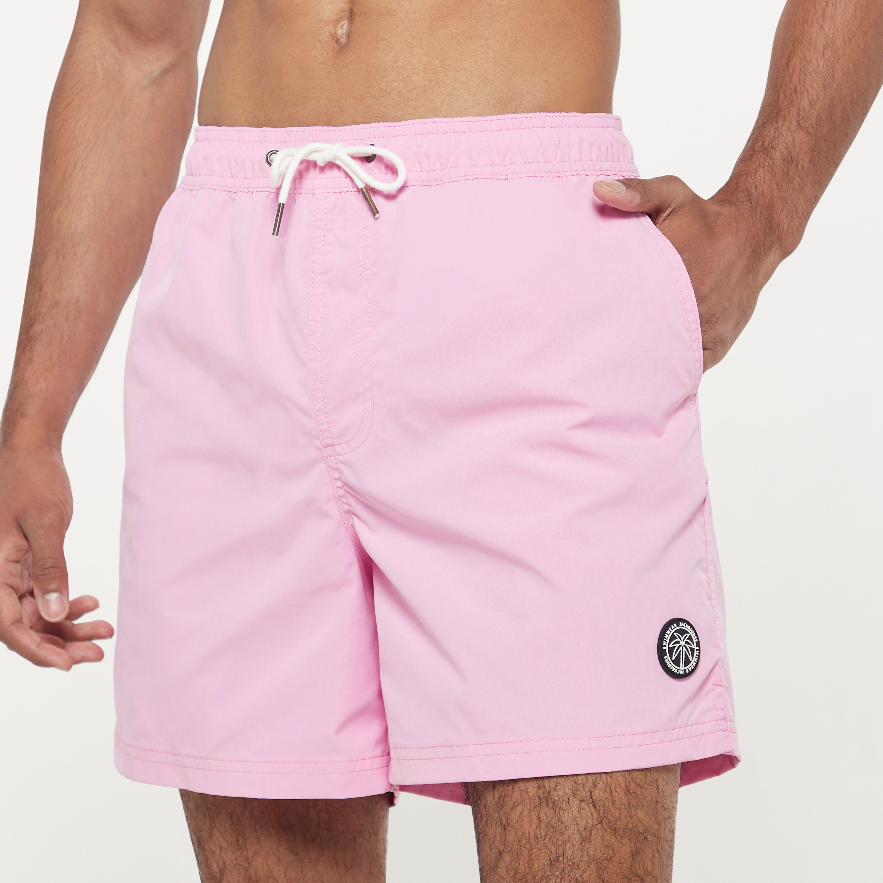 شورتس من جاك آند جونز سادة برباط ذو متوسط الارتفاع -men-clothing-swimandbeach-shorts-image-8