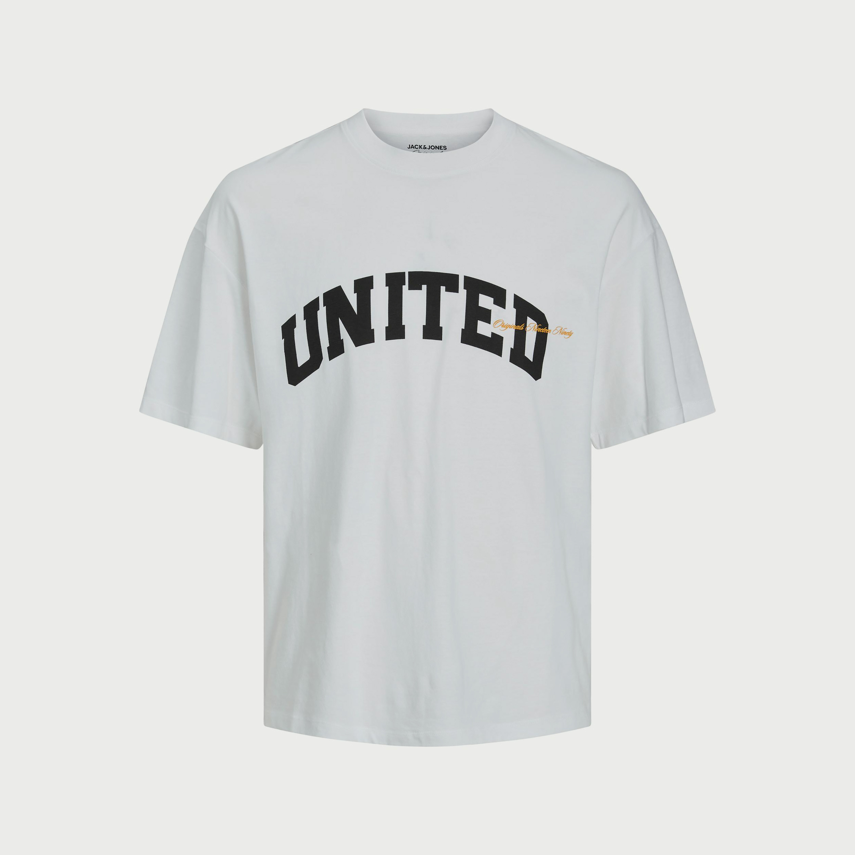 تي شيرت من جاك آند جونز مطبوع بأكمام قصيرة و ياقة مستديرة-men-clothing-tshirtsandpolos-tshirts-image-15