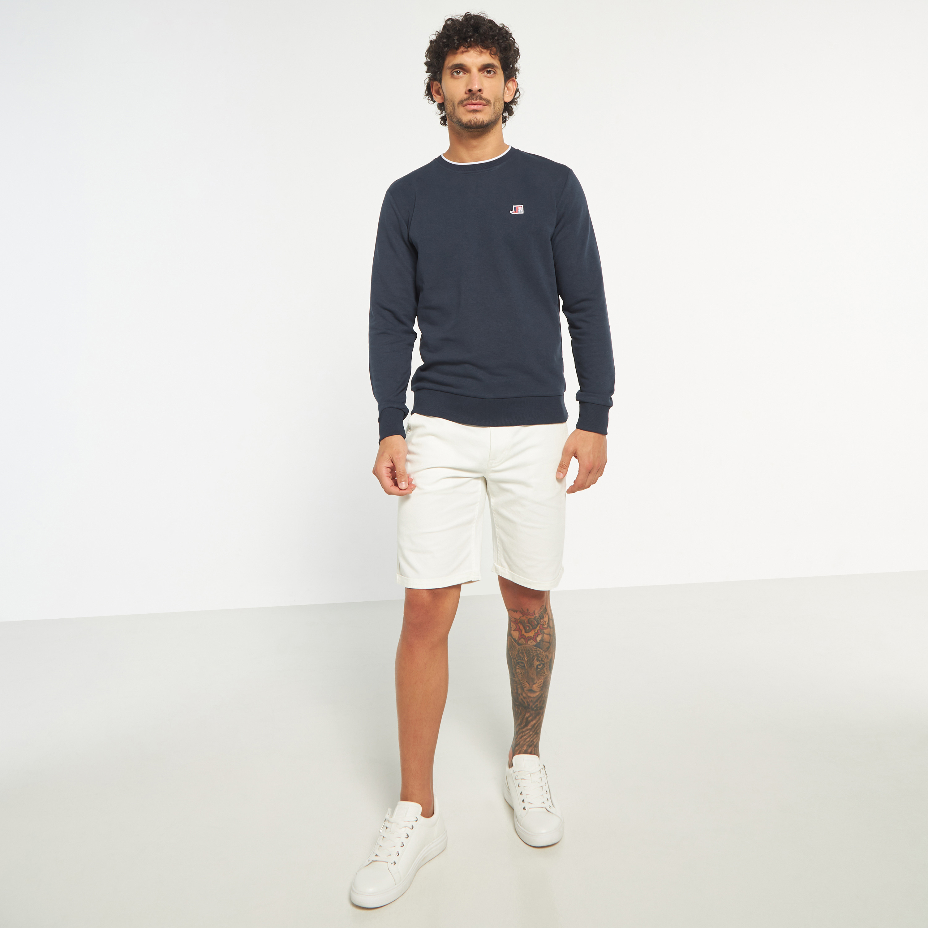 Jack & Jones Plain Crew Neck Long Sleeves Sweatshirt-men-winterwear-hoodiesandsweatshirts-image-2