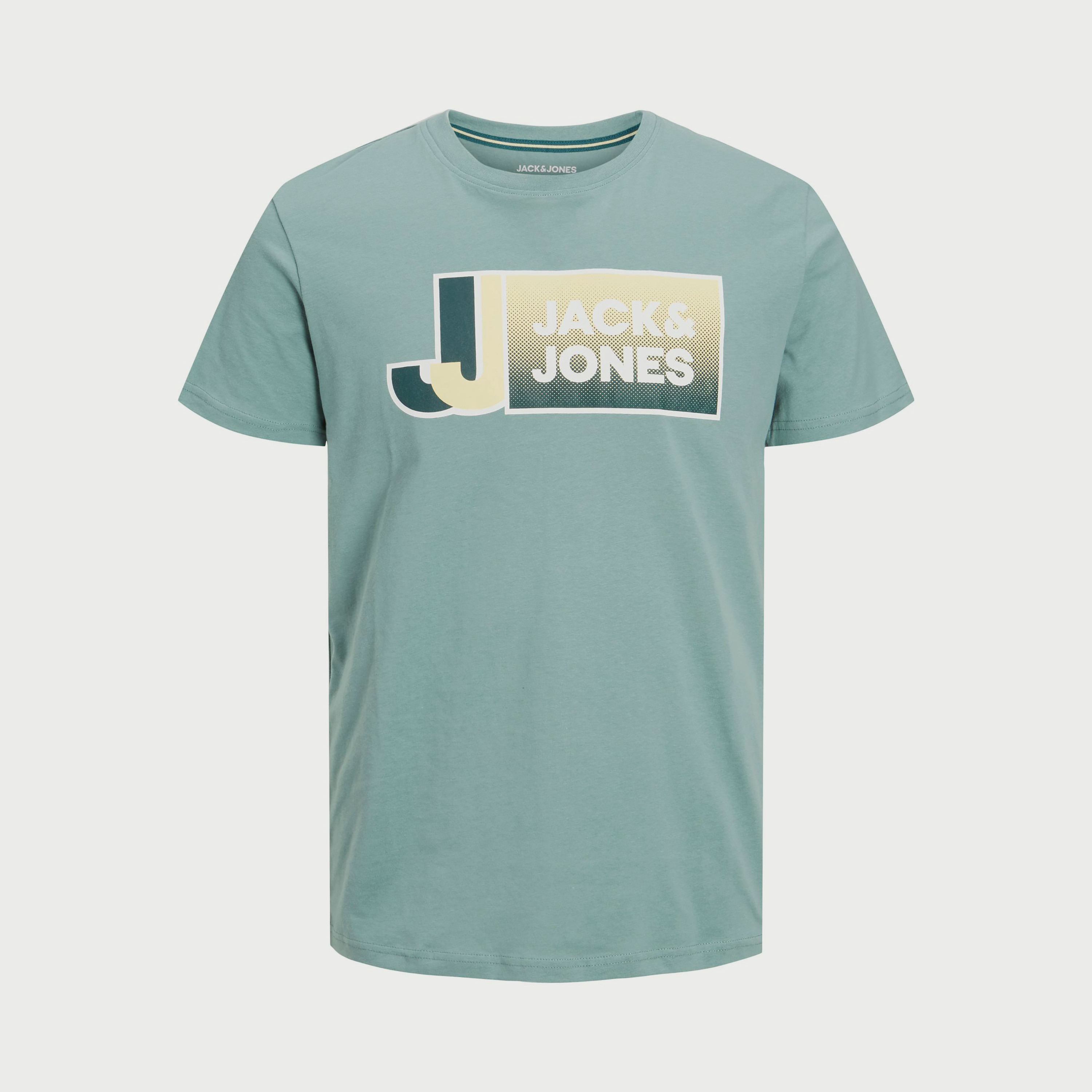 تي شيرت من جاك آند جونز مع شعار بأكمام قصيرة و ياقة مستديرة-men-clothing-tshirtsandpolos-tshirts-image-10