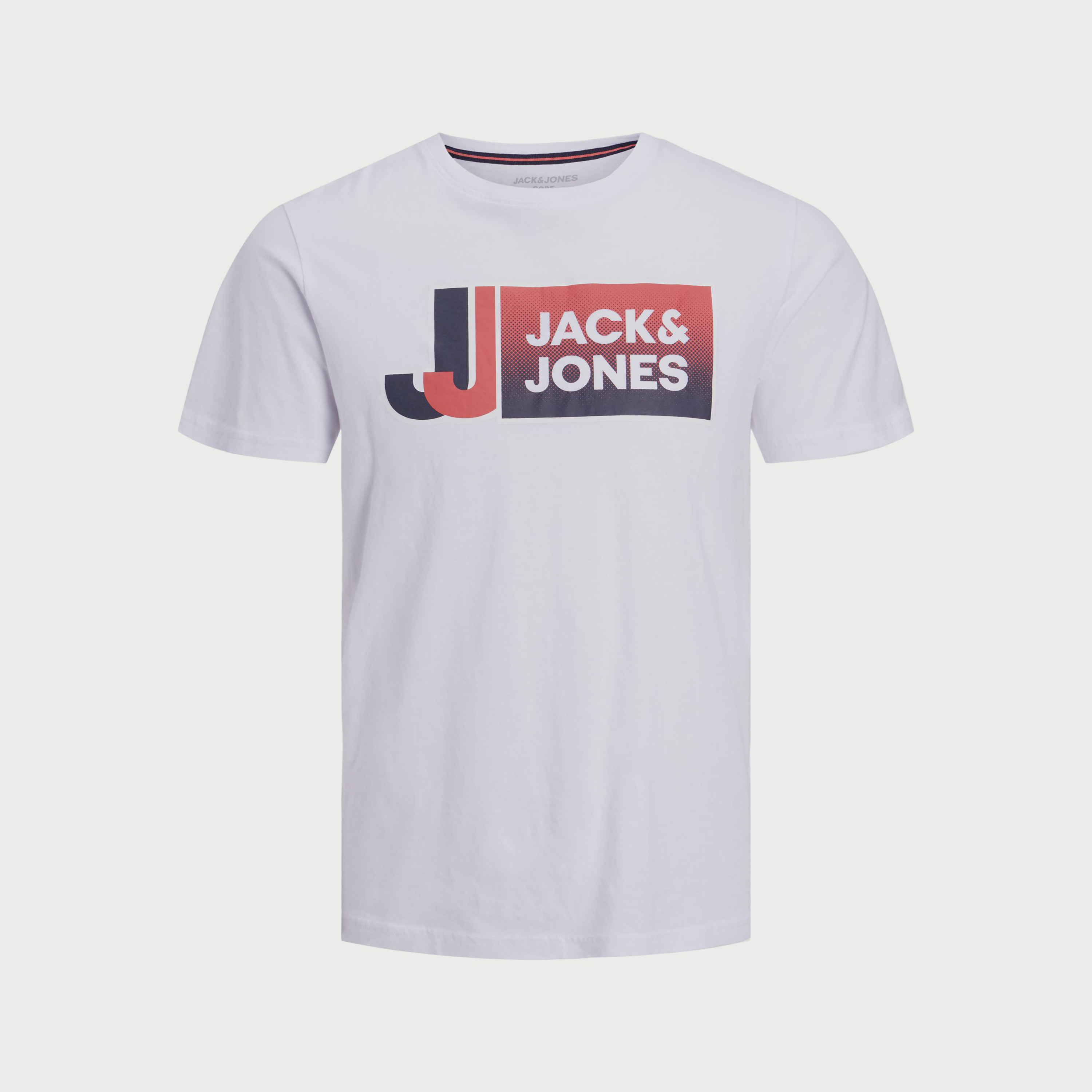 تي شيرت من جاك آند جونز مع شعار بأكمام قصيرة و ياقة مستديرة-men-clothing-tshirtsandpolos-tshirts-image-25