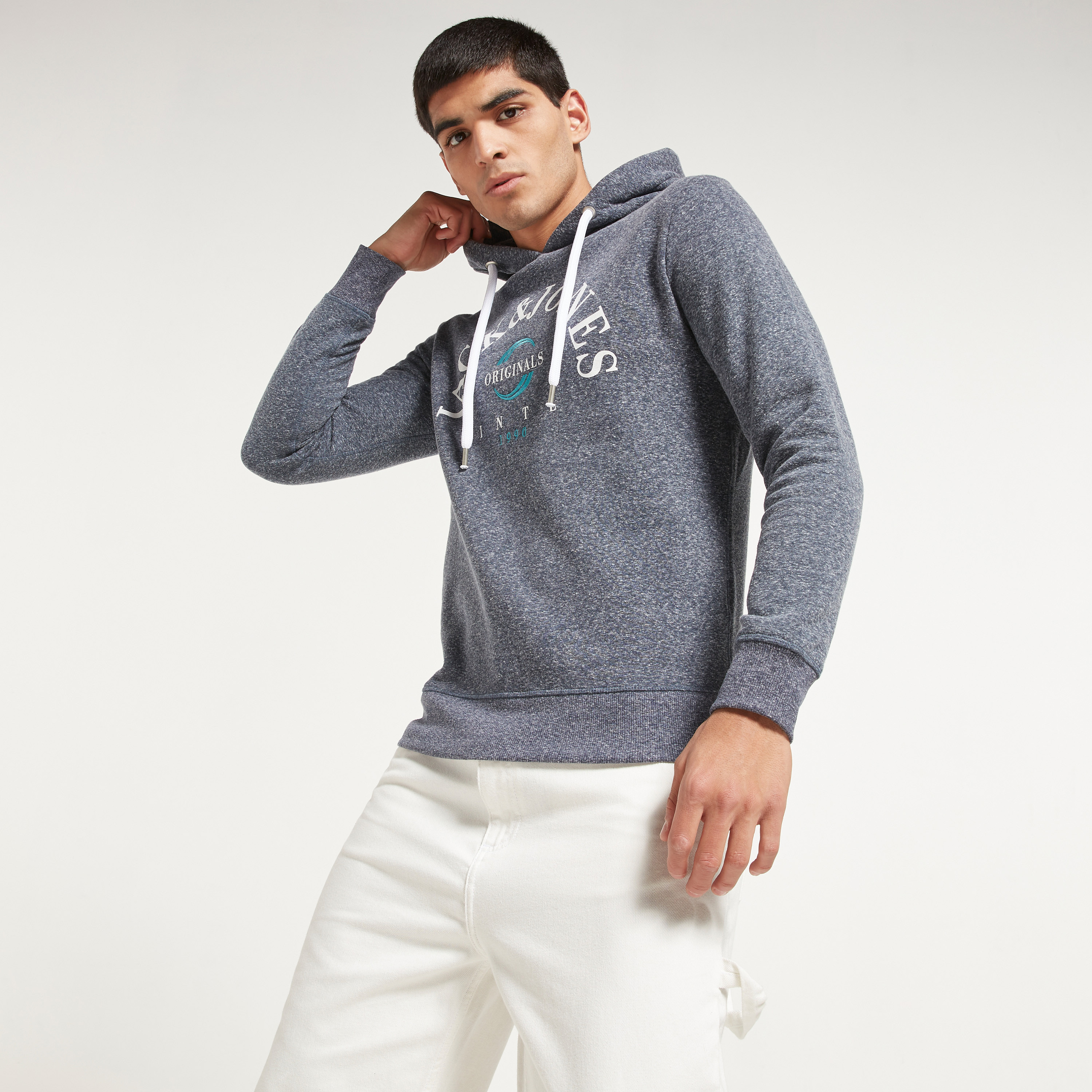 هودي جاك آند جونز مطبوع بأكمام طويلة-men-winterwear-hoodiesandsweatshirts-image-1