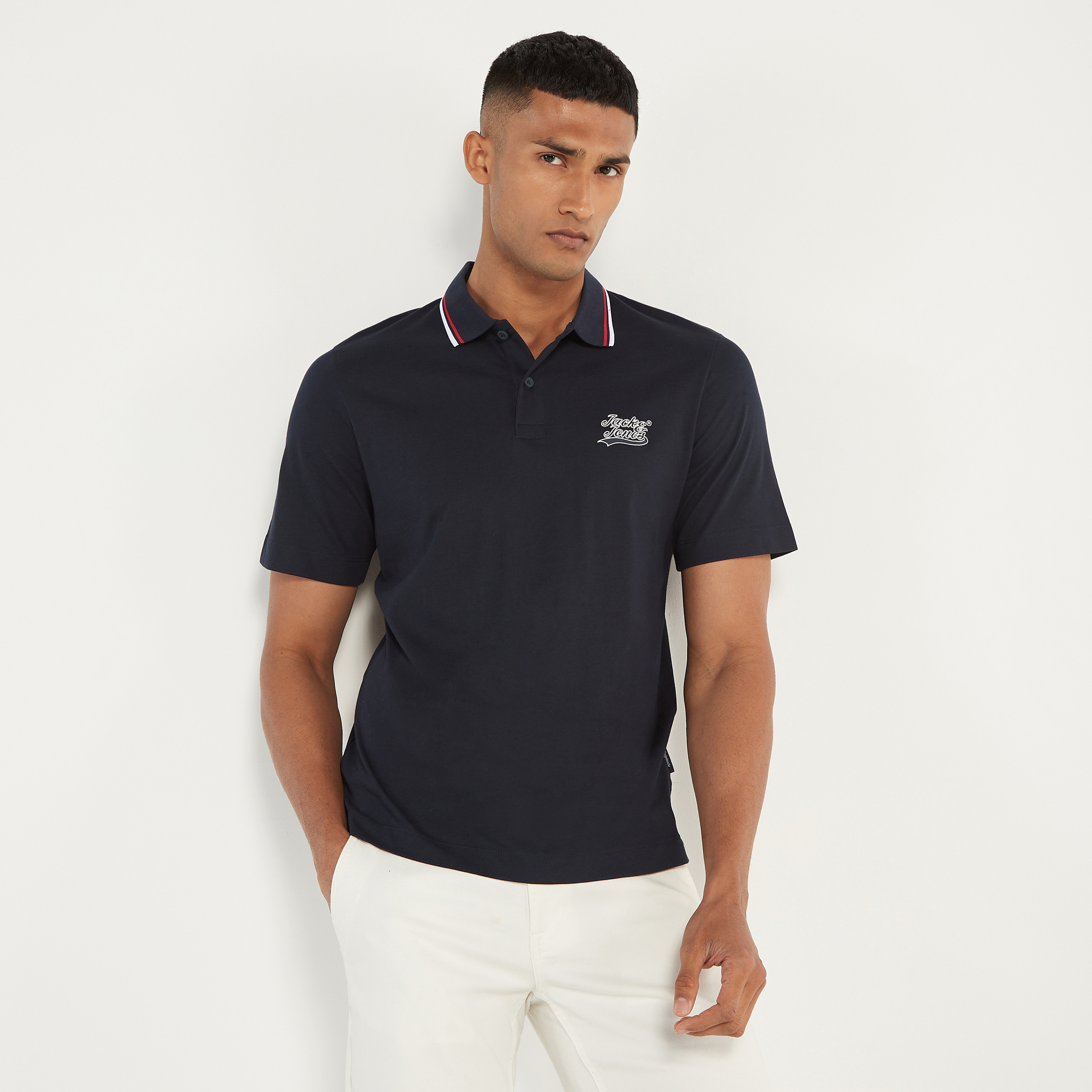 بولو تي شيرت من جاك آند جونز بأكمام قصيرة مع شعار-men-clothing-tshirtsandpolos-polos-image-5