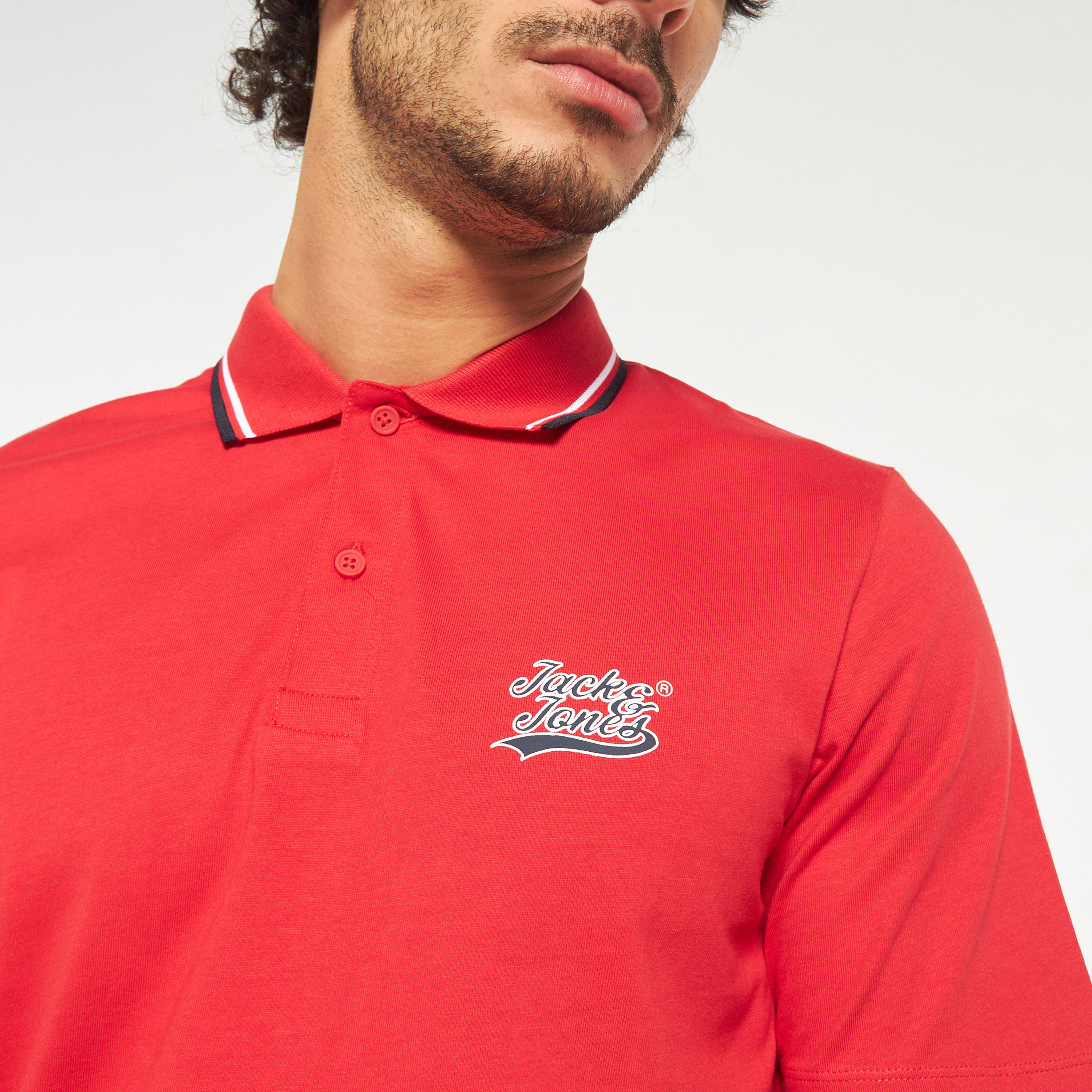 بولو تي شيرت من جاك آند جونز بأكمام قصيرة مع شعار-men-clothing-tshirtsandpolos-polos-image-24