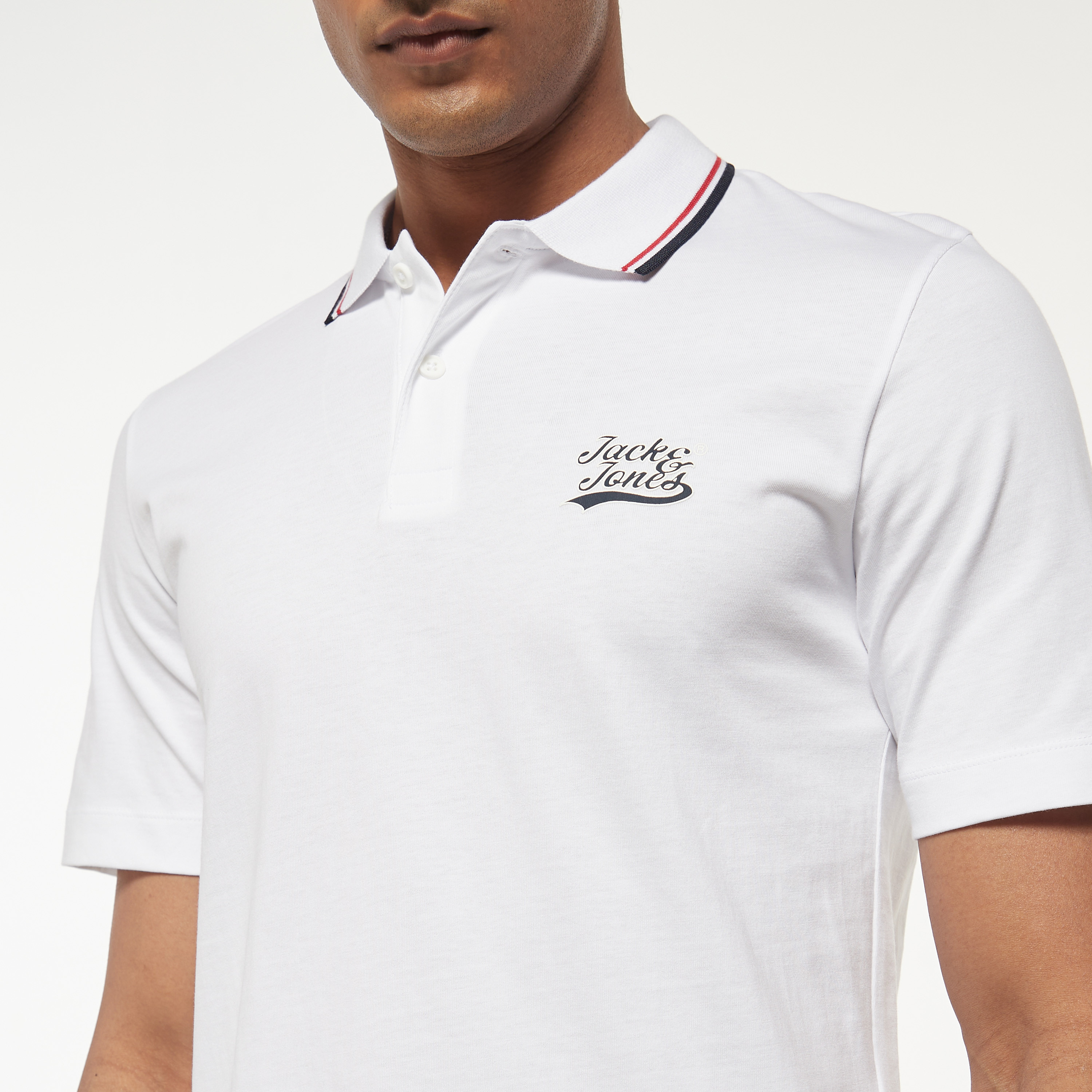 بولو تي شيرت من جاك آند جونز بأكمام قصيرة مع شعار-men-clothing-tshirtsandpolos-polos-image-28