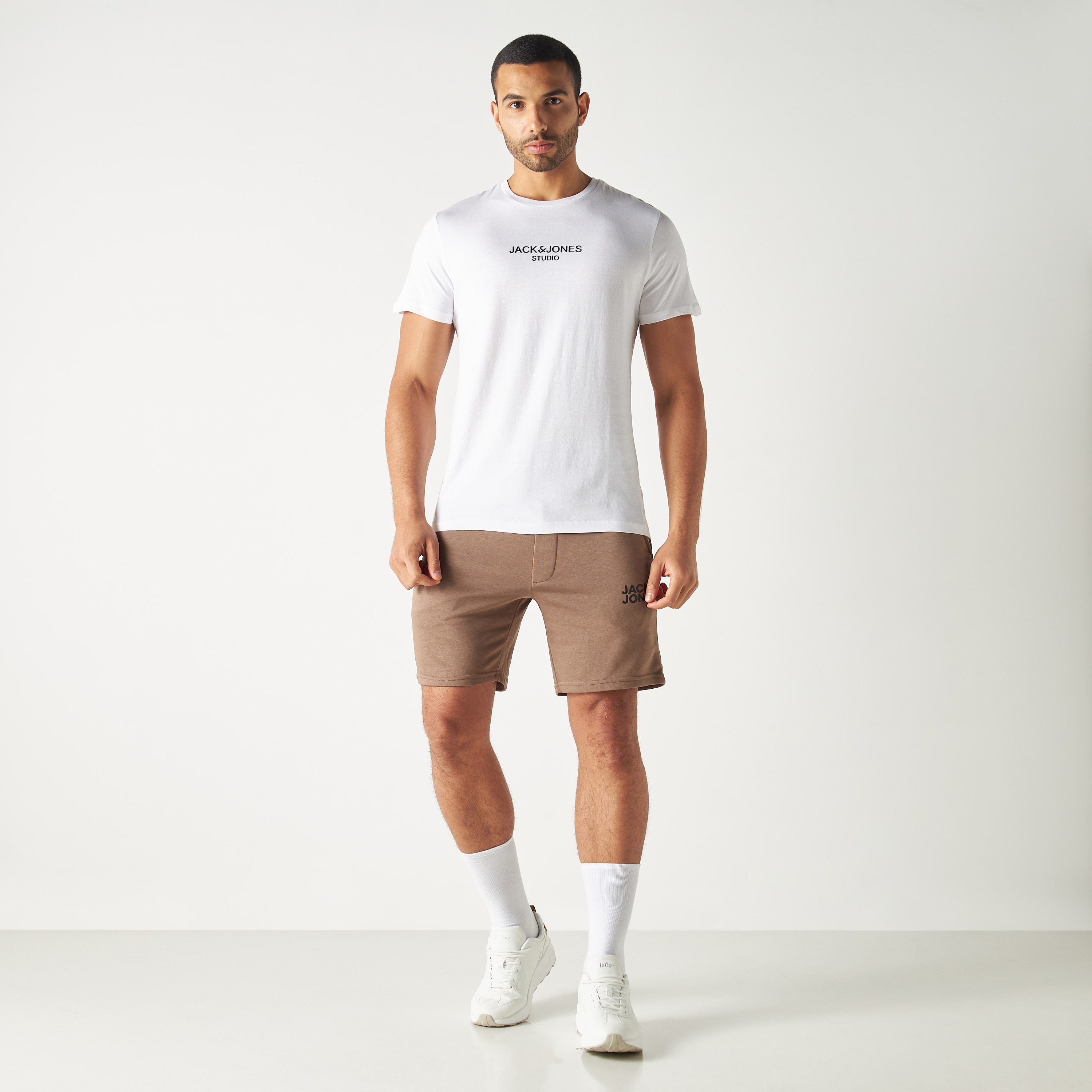 شورتس من جاك آند جونز برباط ذو متوسط الارتفاع مع شعار -men-clothing-bottoms-shorts-image-2