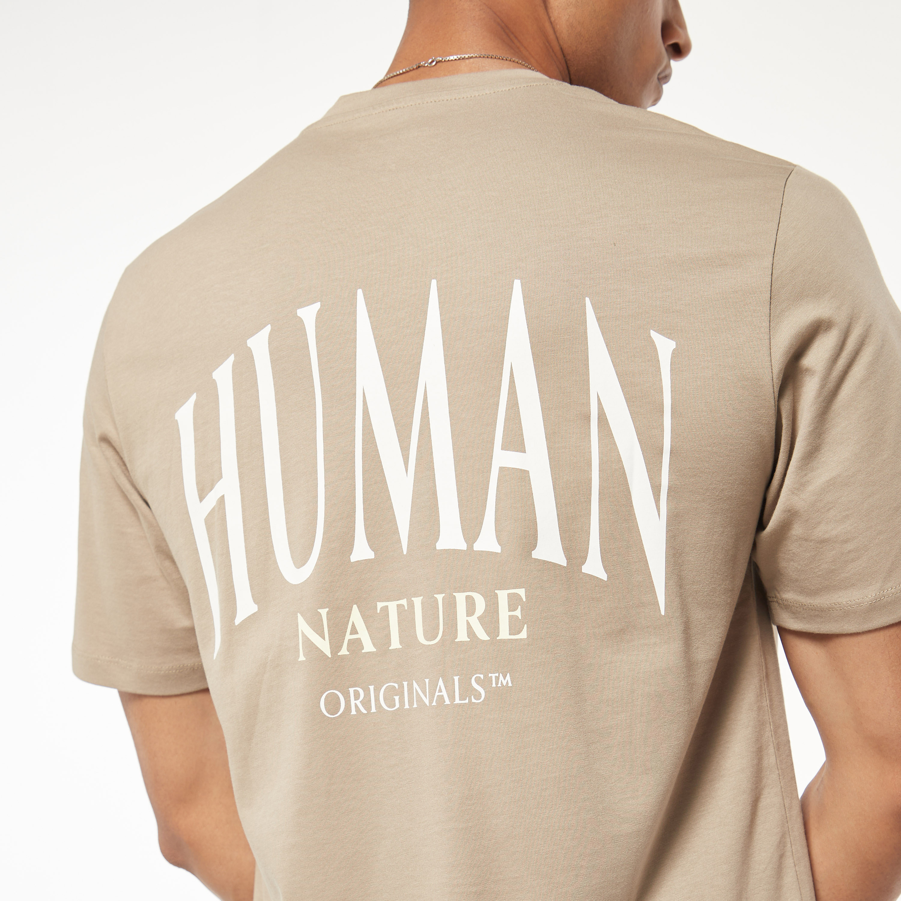 تي شيرت من جاك آند جونز مطبوع بأكمام قصيرة و ياقة مستديرة-men-clothing-tshirtsandpolos-tshirts-image-8