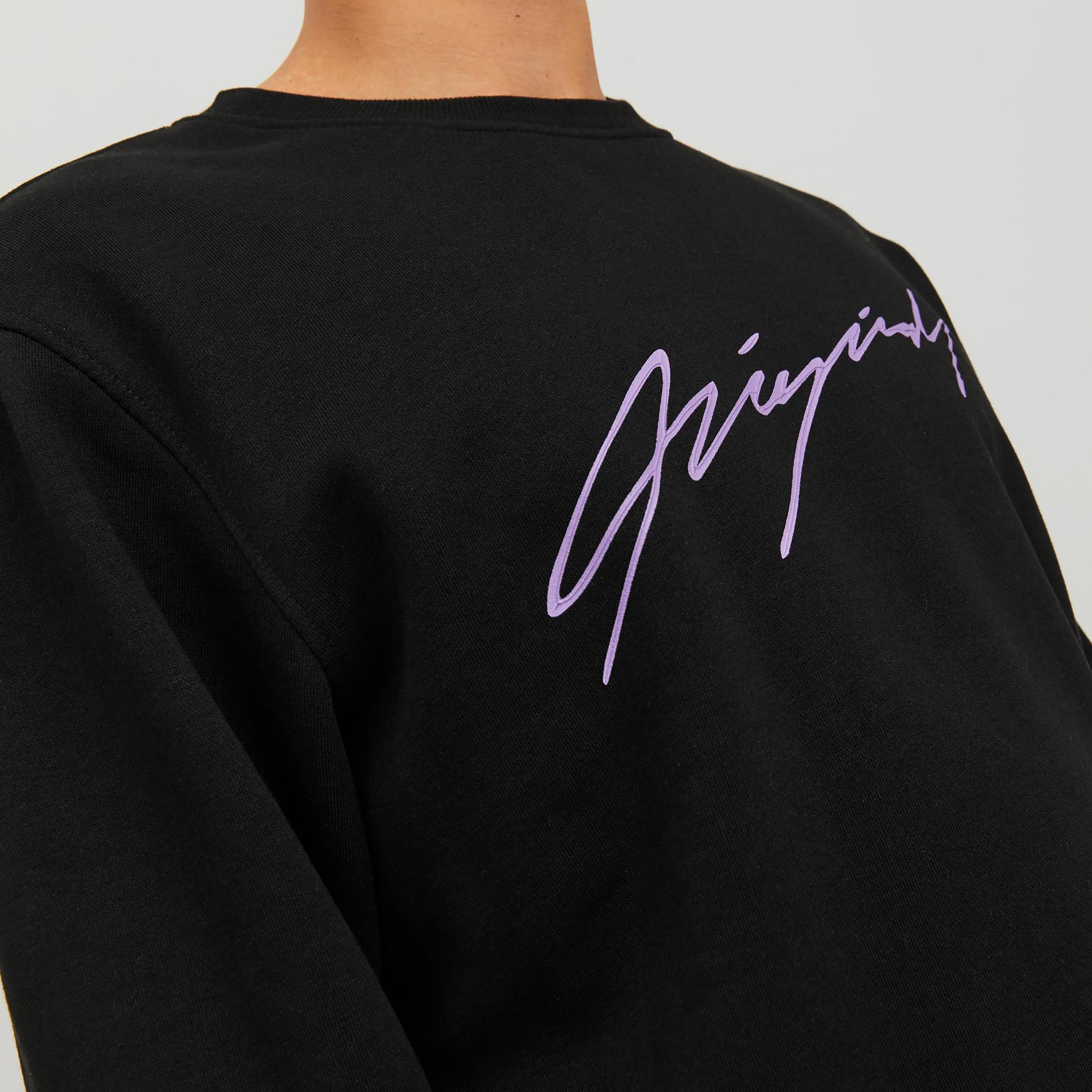 Jack & Jones Printed Crew Neck Long Sleeves Sweatshirt-men-winterwear-hoodiesandsweatshirts-image-3