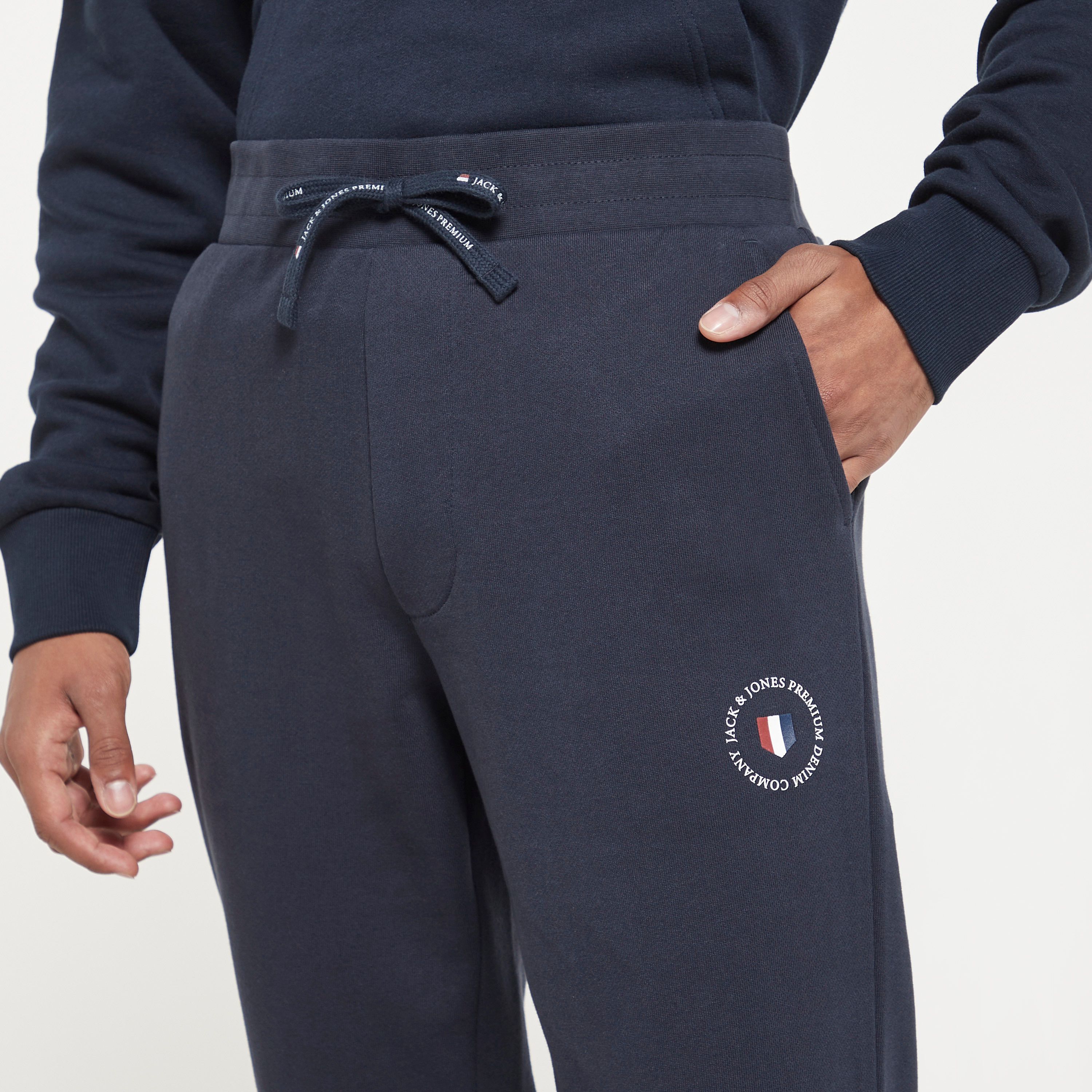 Jack & Jones Plain Mid-Rise Drawstring Joggers-men-clothing-bottoms-joggers-image-4