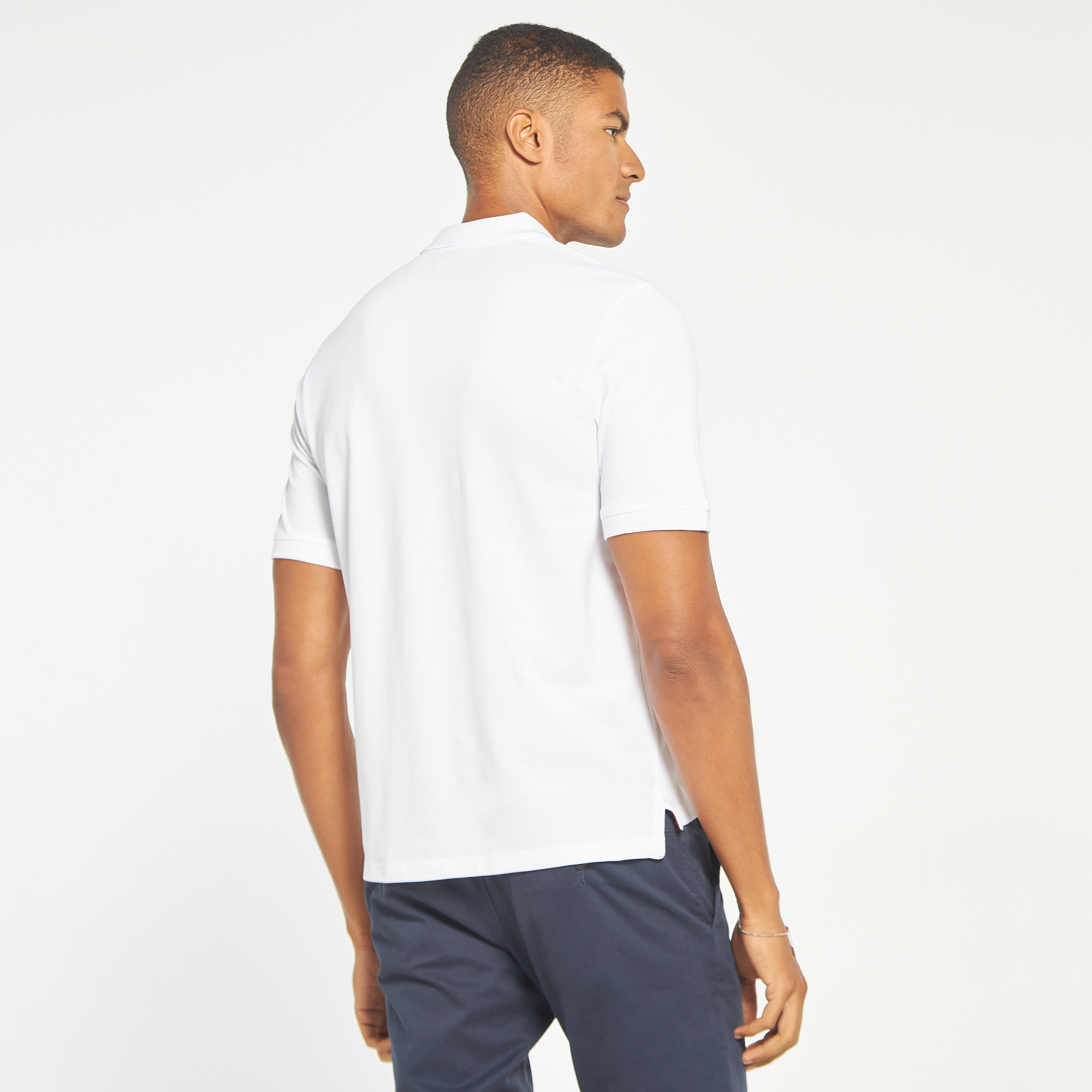 تي شيرت بولو سادة بأكمام قصيرة من جاك اند جونز-men-clothing-tshirtsandpolos-polos-image-7
