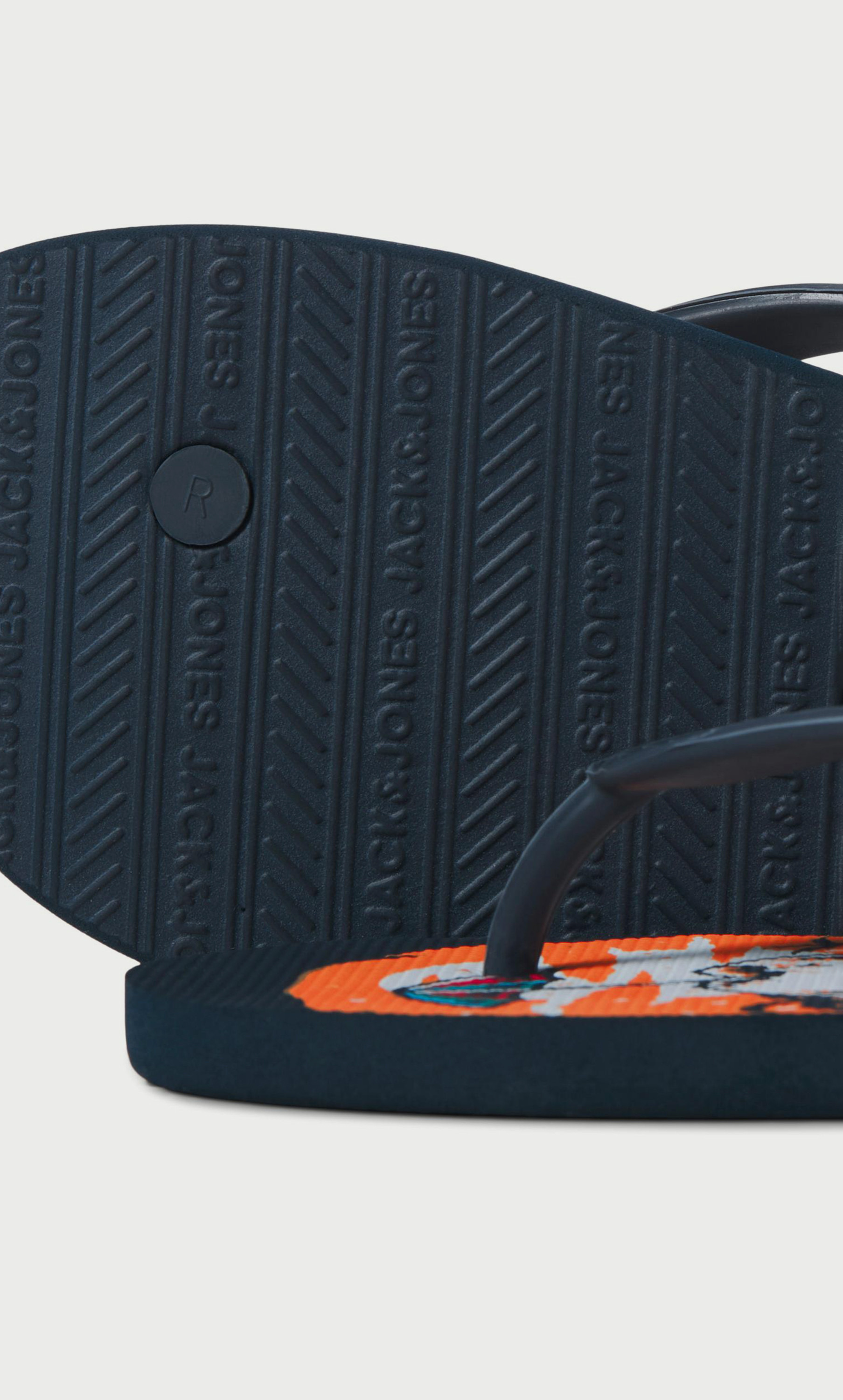 Jack & Jones Men Flip Flops 12230633-men-shoes-flipflopsandslides-image-4