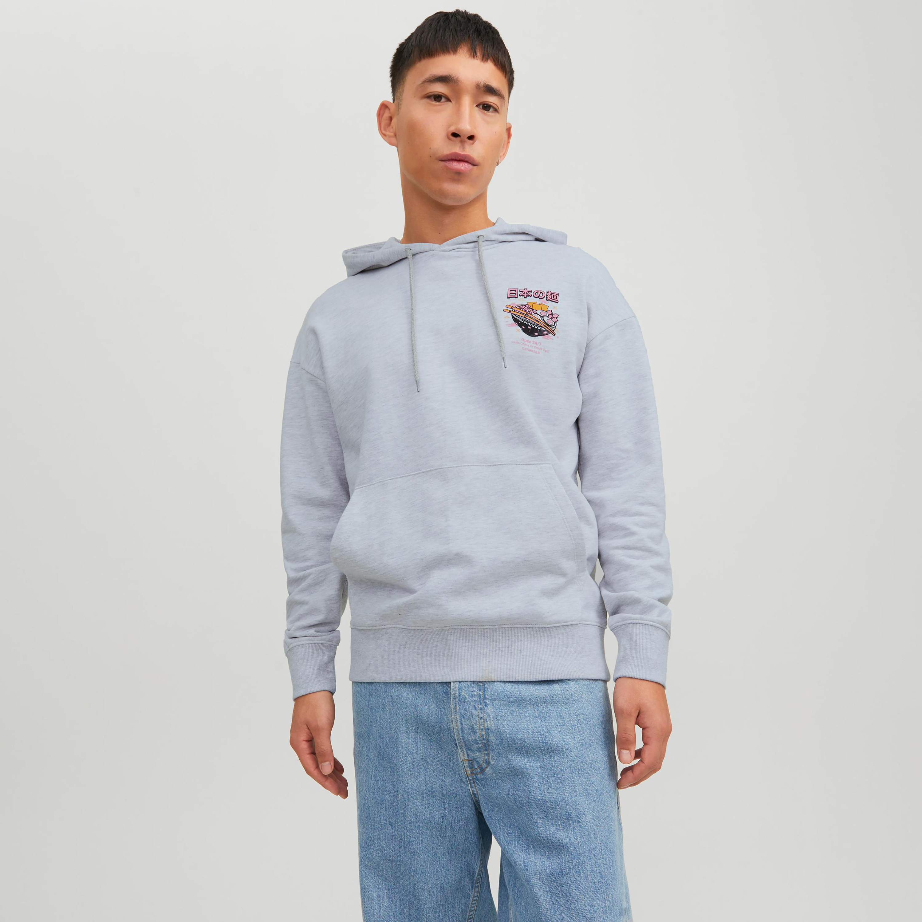 هودي من جاك آند جونز مطبوع بأكمام طويلة مع جيب كانغارو-men-winterwear-hoodiesandsweatshirts-image-11