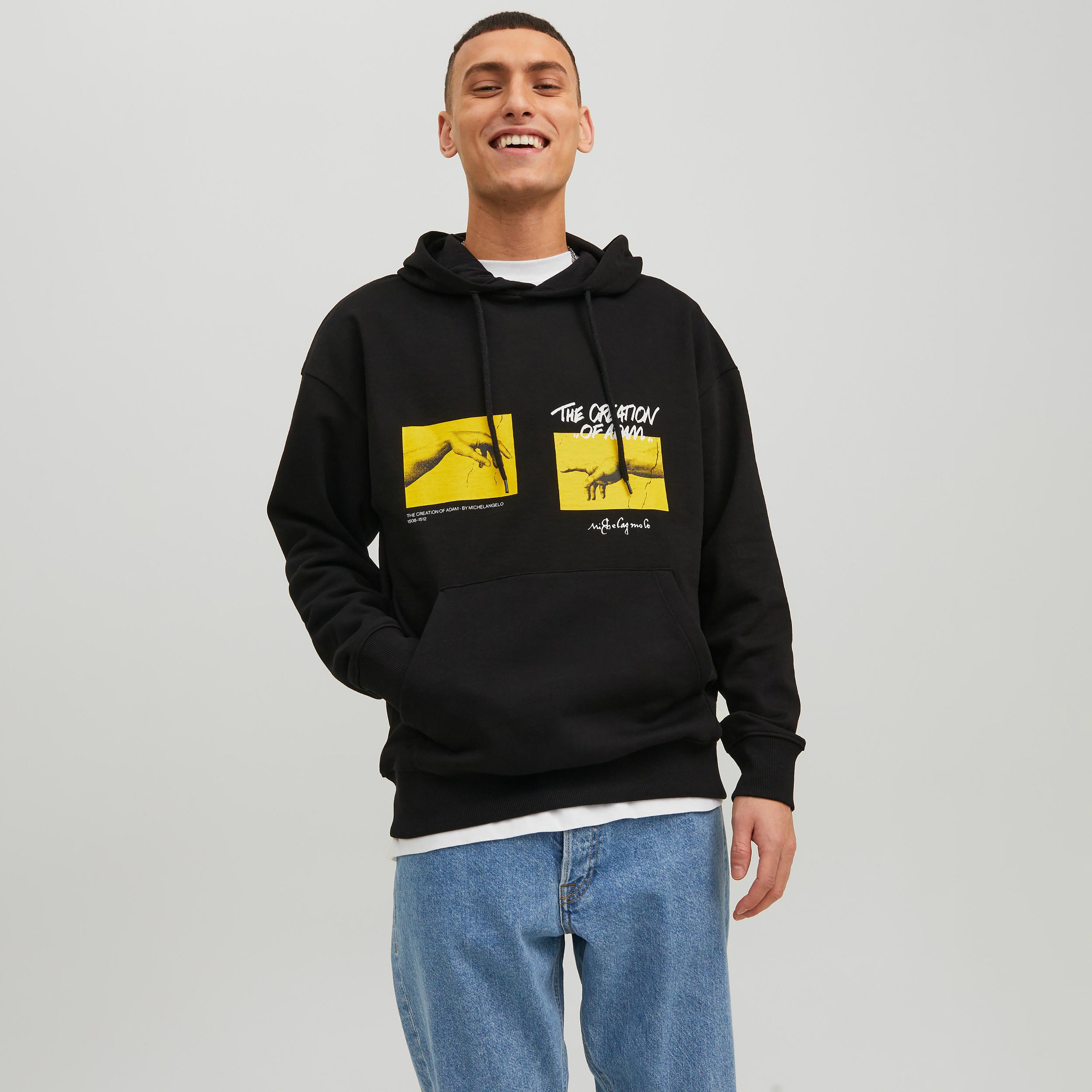 هودي من جاك آند جونز مطبوع بأكمام طويلة مع جيب كانغارو-men-winterwear-hoodiesandsweatshirts-image-6