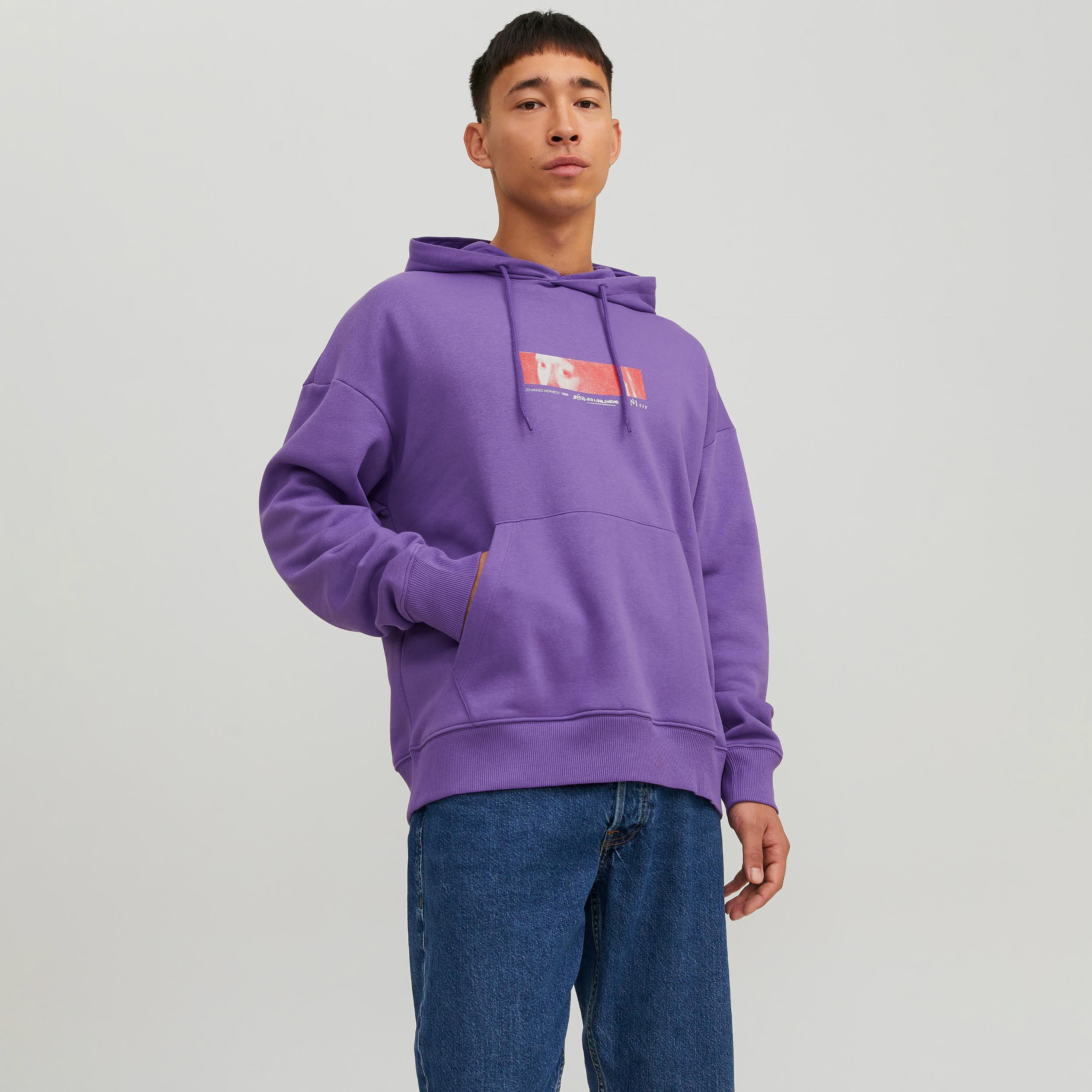 هودي من جاك آند جونز مطبوع بأكمام طويلة مع جيب كانغارو-men-winterwear-hoodiesandsweatshirts-image-16