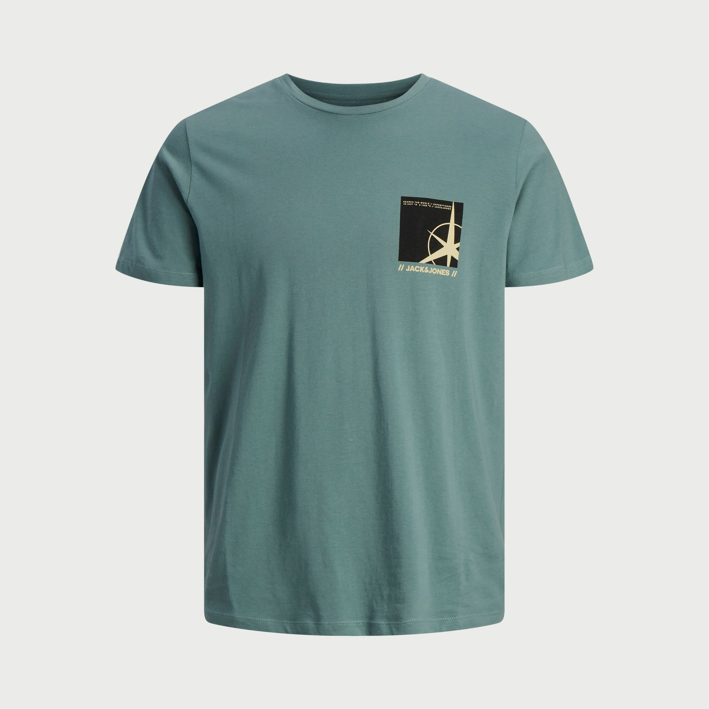 تي شيرت مطبوعة بأكمام قصيرة ورقبة مستديرة  من جاك اند جونز-men-clothing-tshirtsandpolos-tshirts-image-6