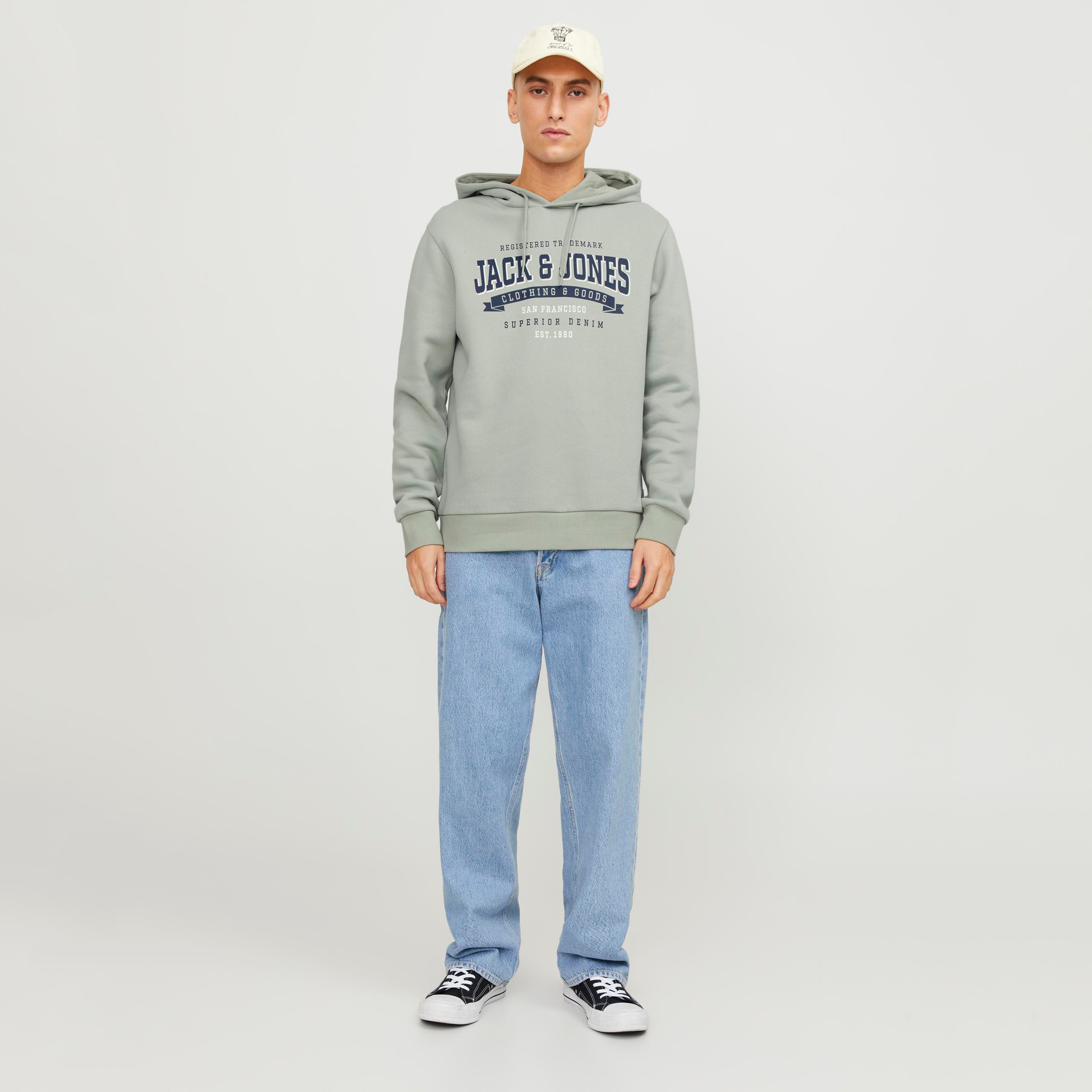 هودي جاك آند جونز مع شعار بأكمام طويلة ذو مطبوع-men-winterwear-hoodiesandsweatshirts-image-14