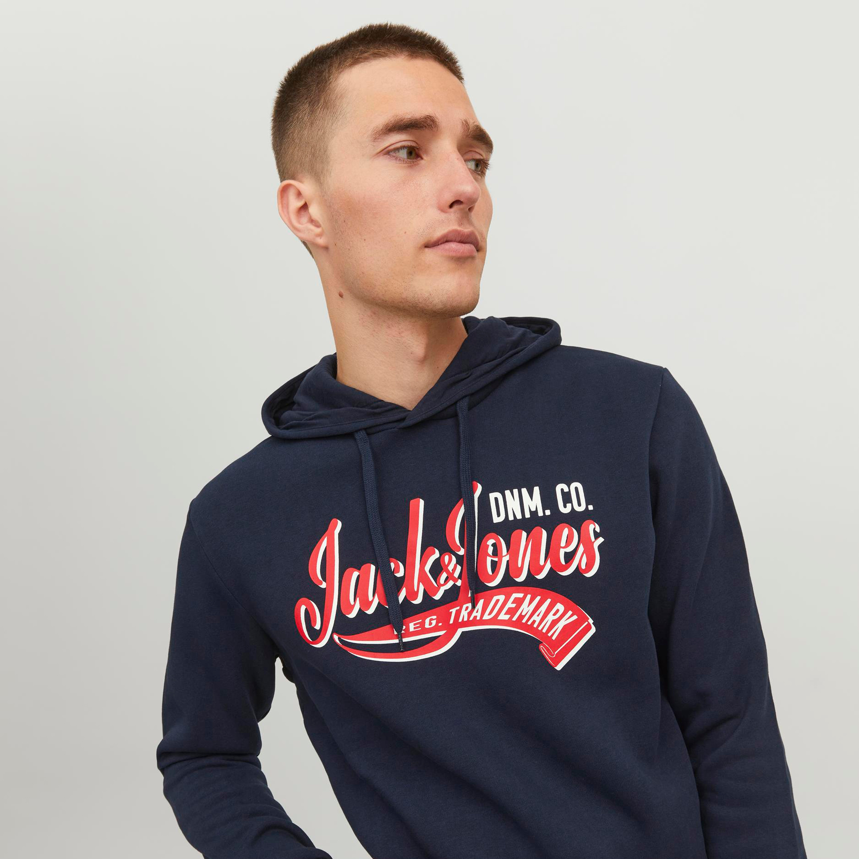 هودي جاك آند جونز مع شعار بأكمام طويلة ذو مطبوع-men-winterwear-hoodiesandsweatshirts-image-7