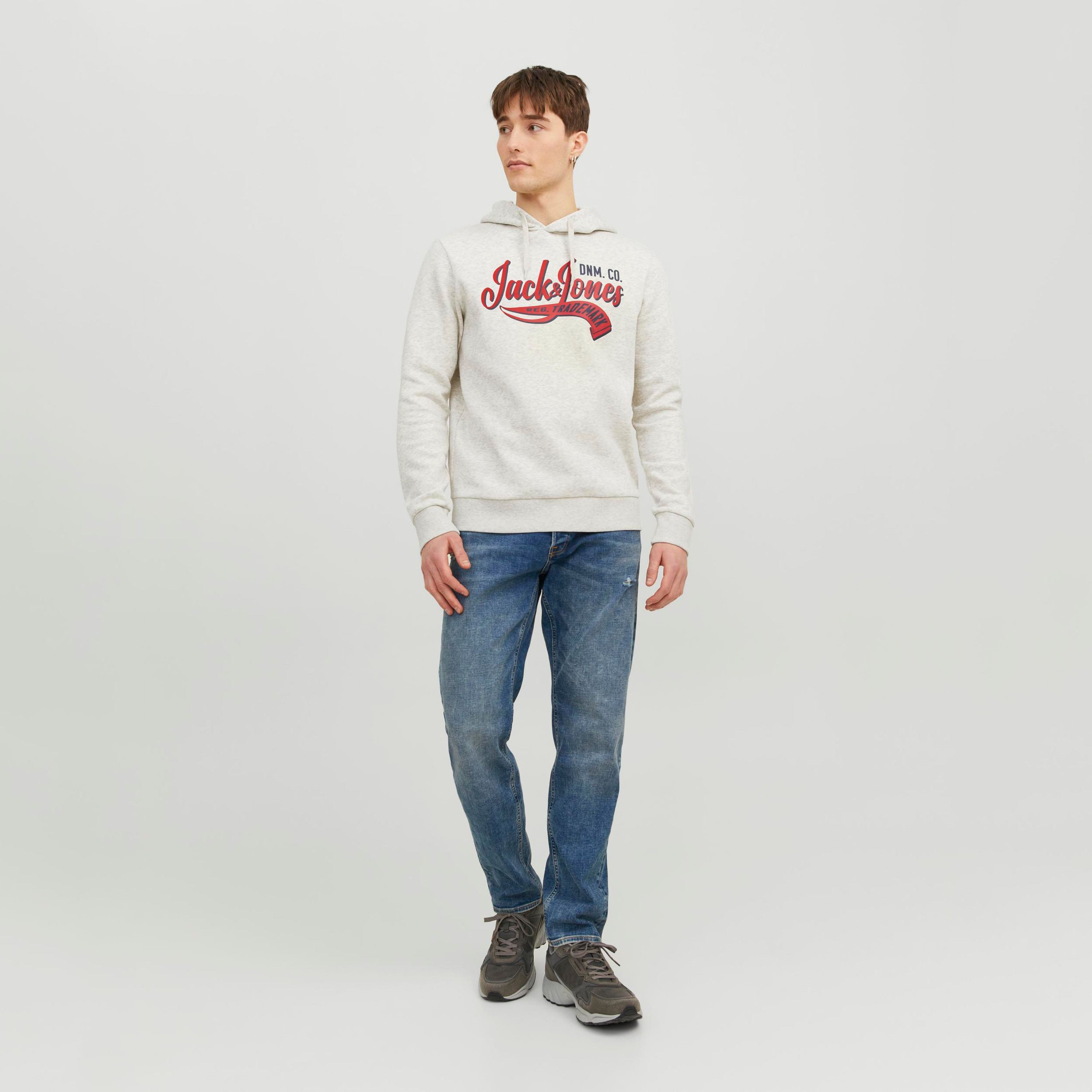هودي جاك آند جونز مع شعار بأكمام طويلة ذو مطبوع-men-winterwear-hoodiesandsweatshirts-image-22