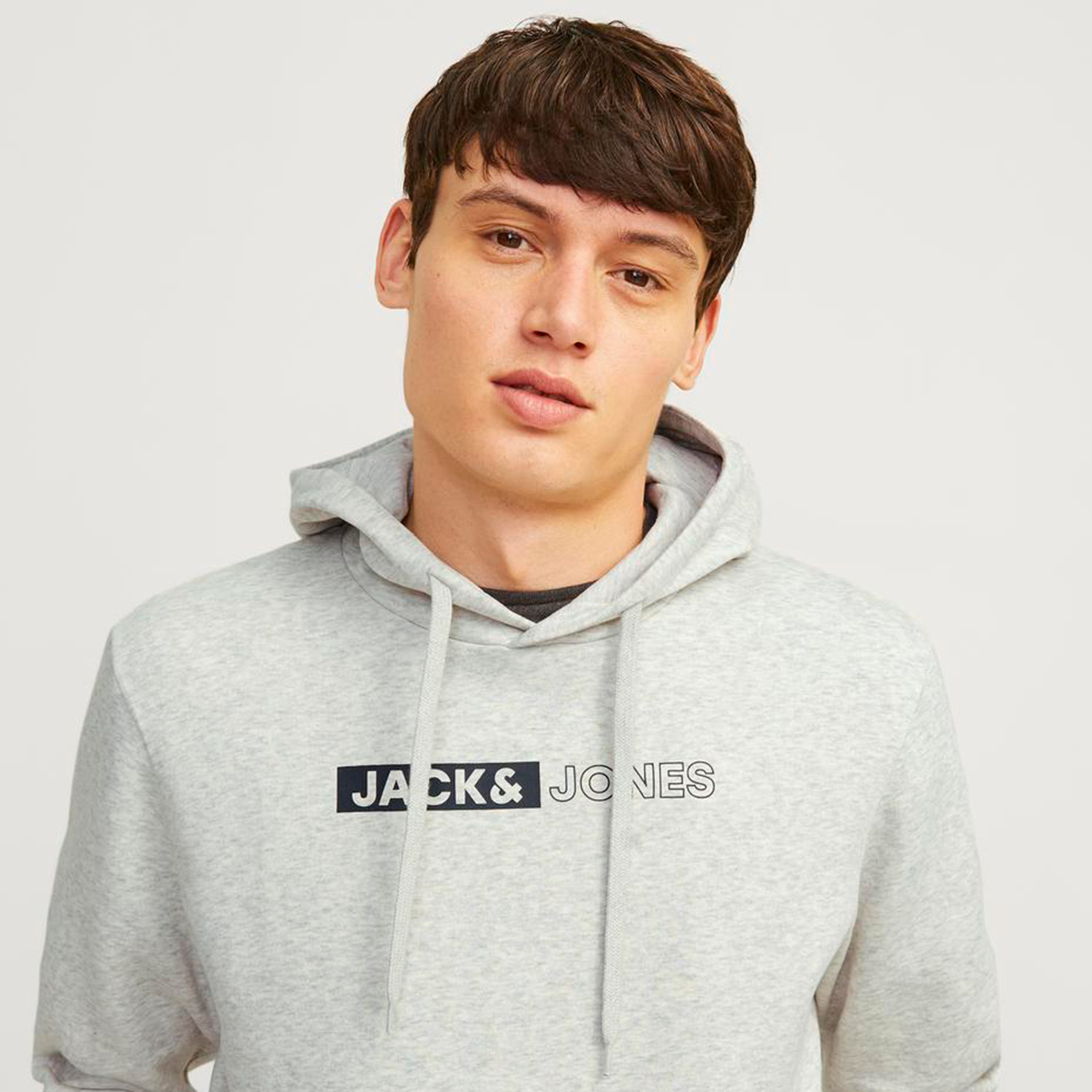 هوديي بأكمام طويلة ذو شعار من جاك آند جونز-men-winterwear-hoodiesandsweatshirts-image-7