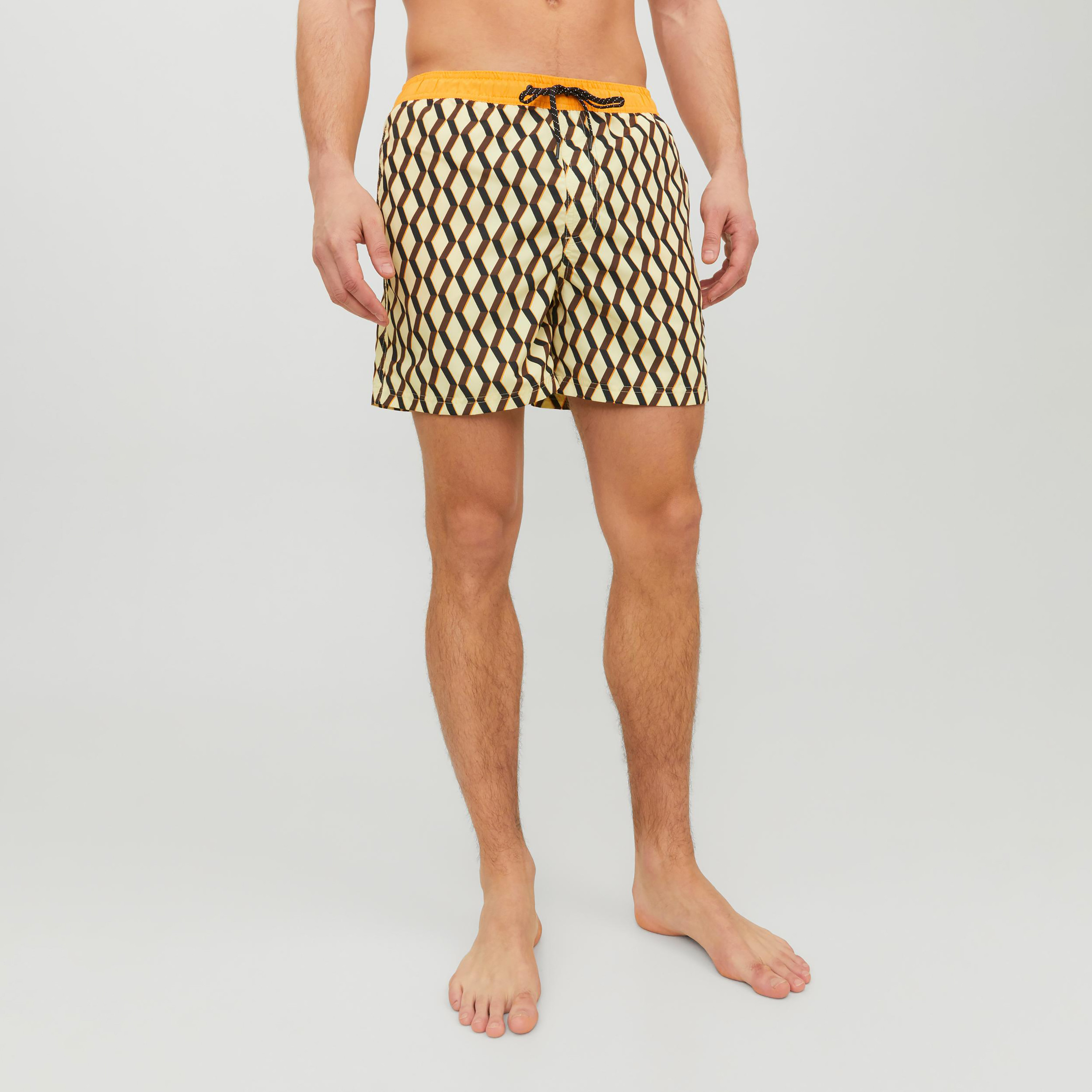 السراويل السباحة من جاك آند جونز بمتوسط الارتفاع بطبعات -men-clothing-swimandbeach-shorts-image-5