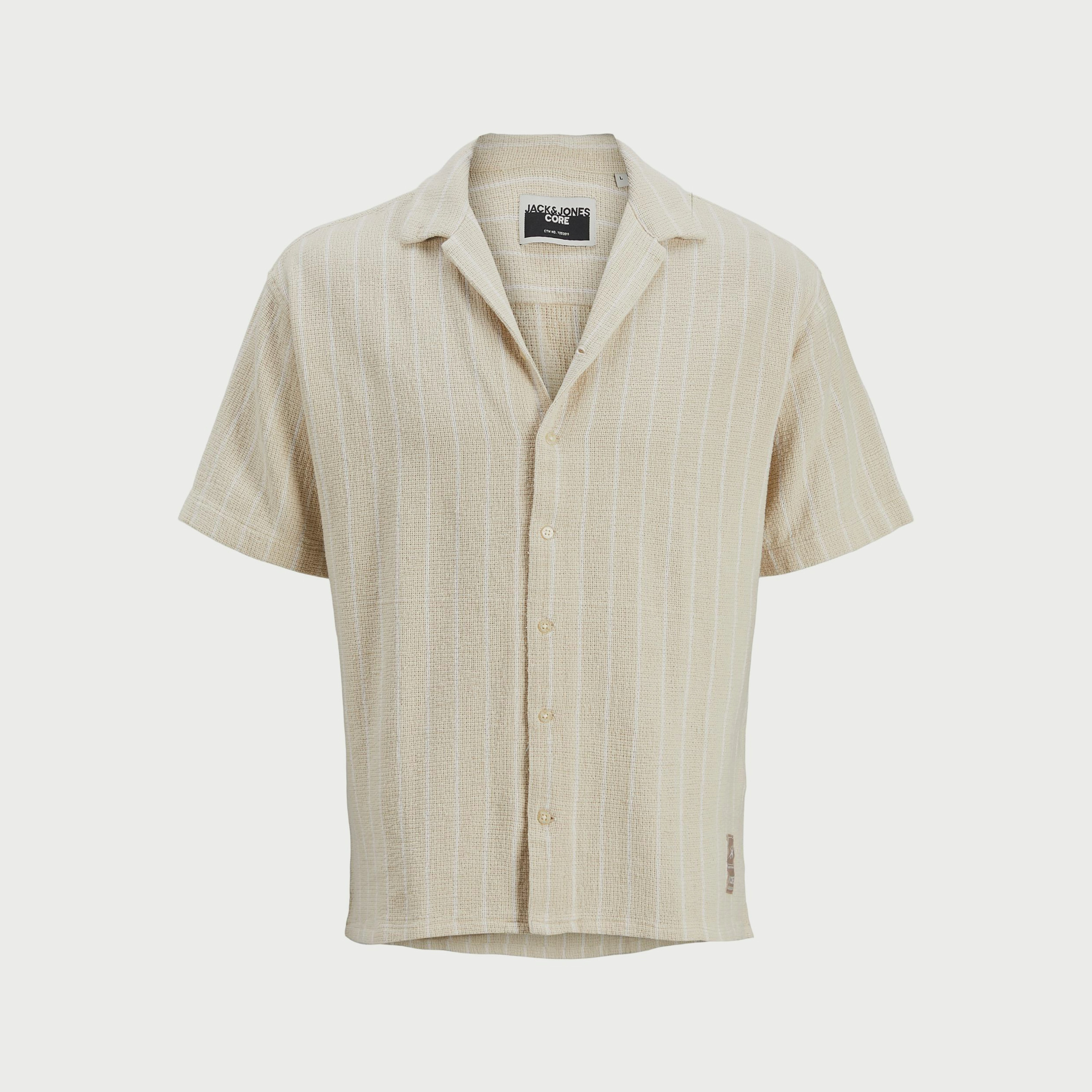 قميص كاجوال من جاك آند جونز بياقة كوبية وأكمام قصيرة مع مخطط -men-clothing-shirts-image-2