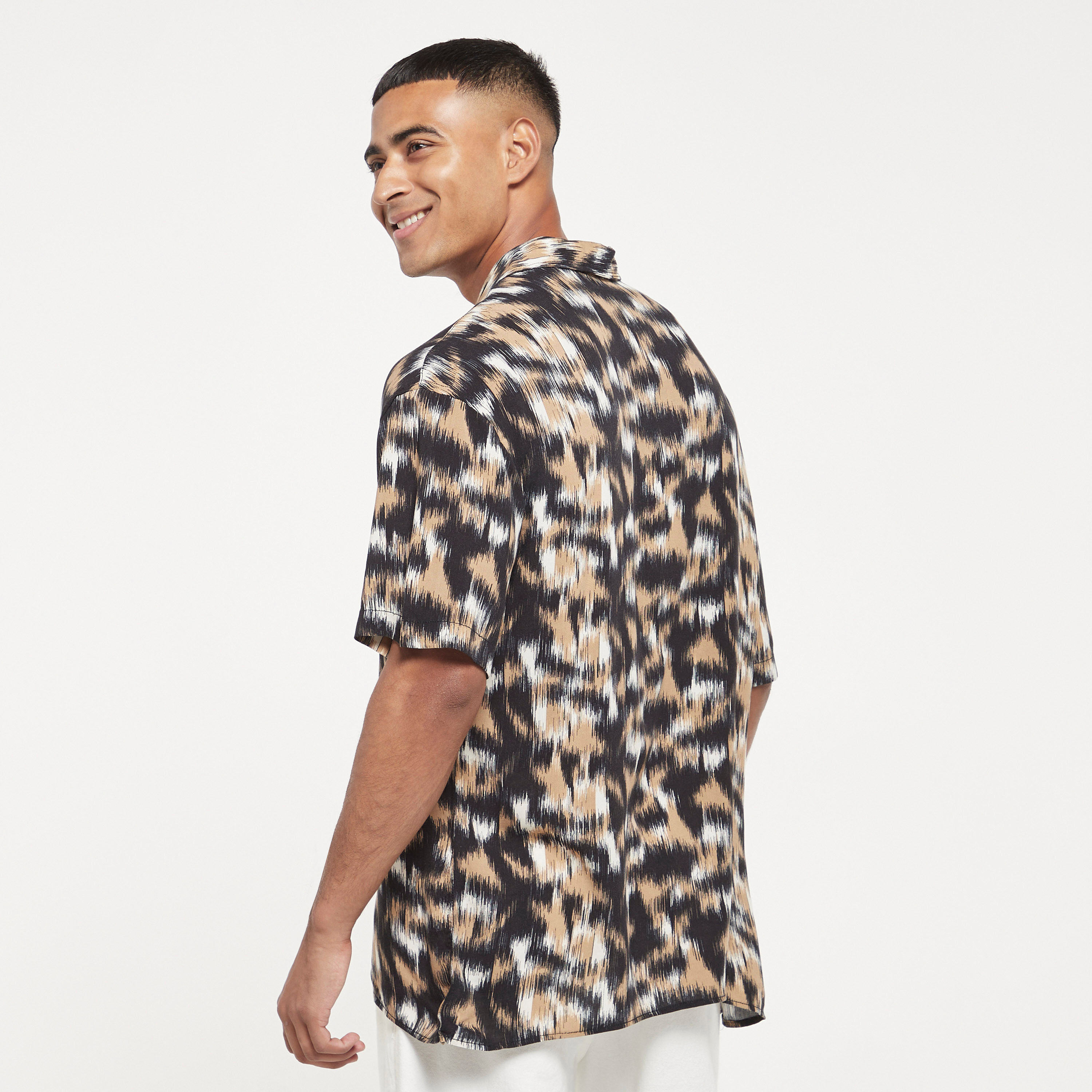 Jack & Jones Printed Cuban Collar Short Sleeves Casual Shirt-men-clothing-shirts-image-3