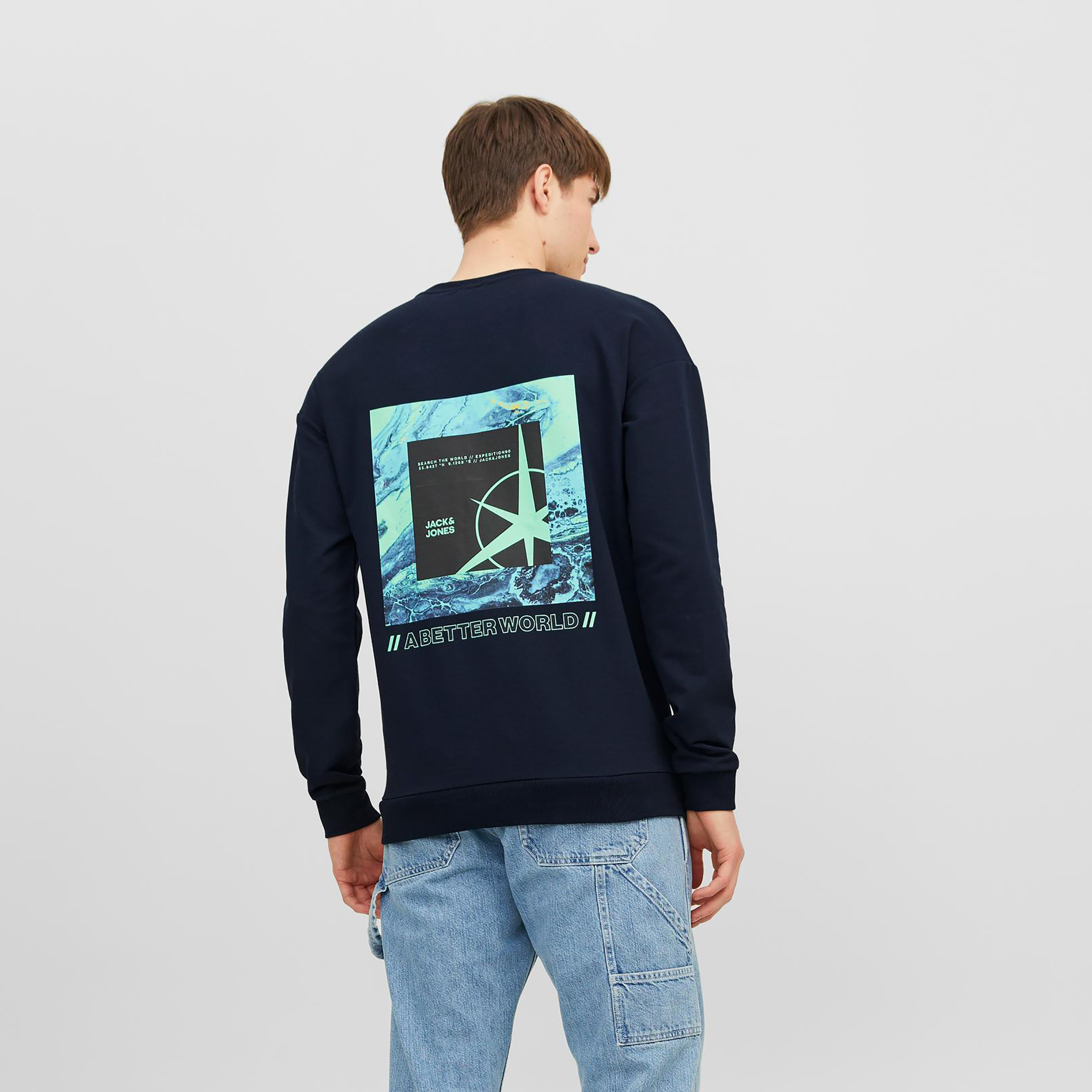 سويت شيرت من جاك آند جونز مع مطبوع بأكمام طويلة وياقة مستديرة -men-clothing-sweatersandpullovers-image-6