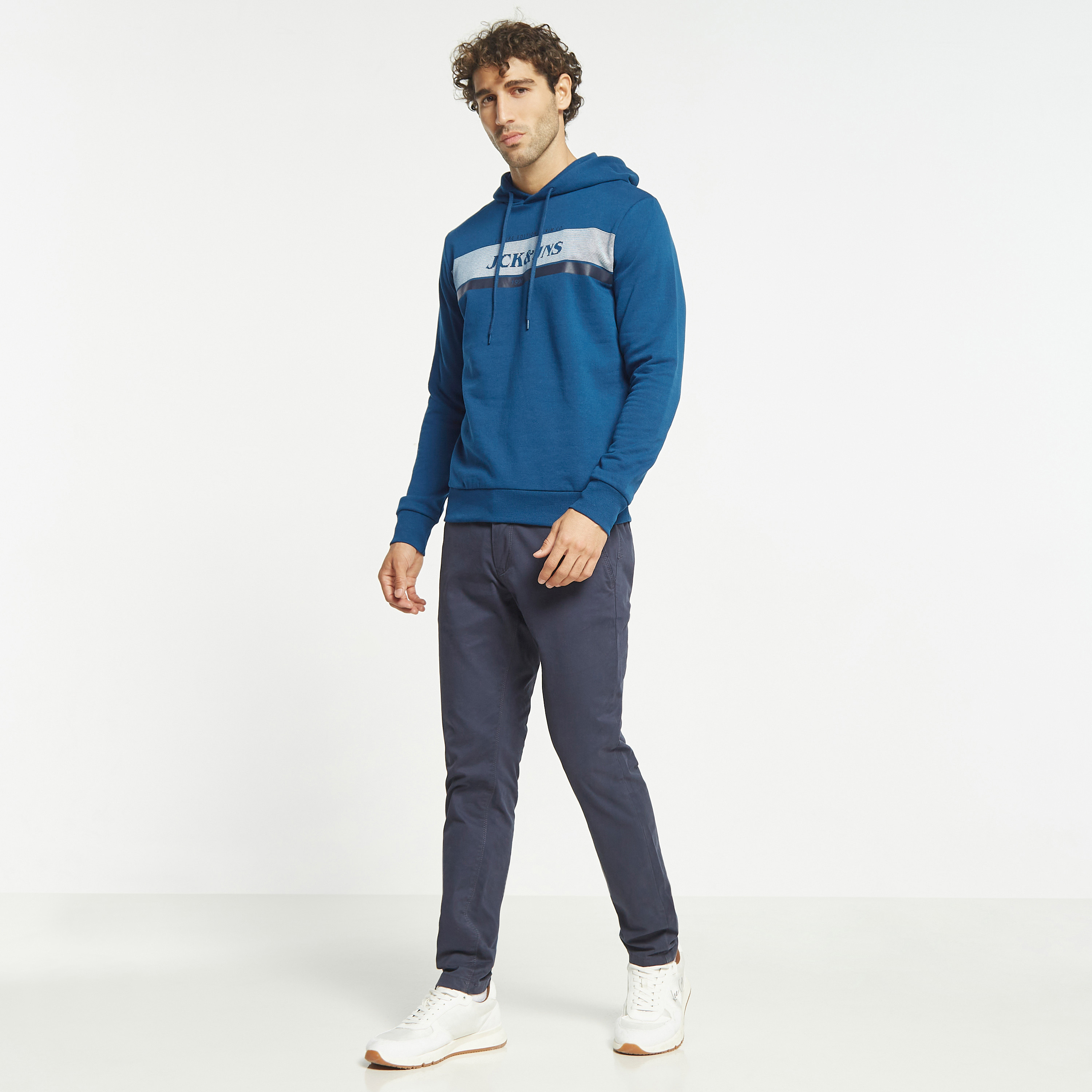  هودي جاك آند جونز مع شعار بأكمام طويلة-men-winterwear-hoodiesandsweatshirts-image-6