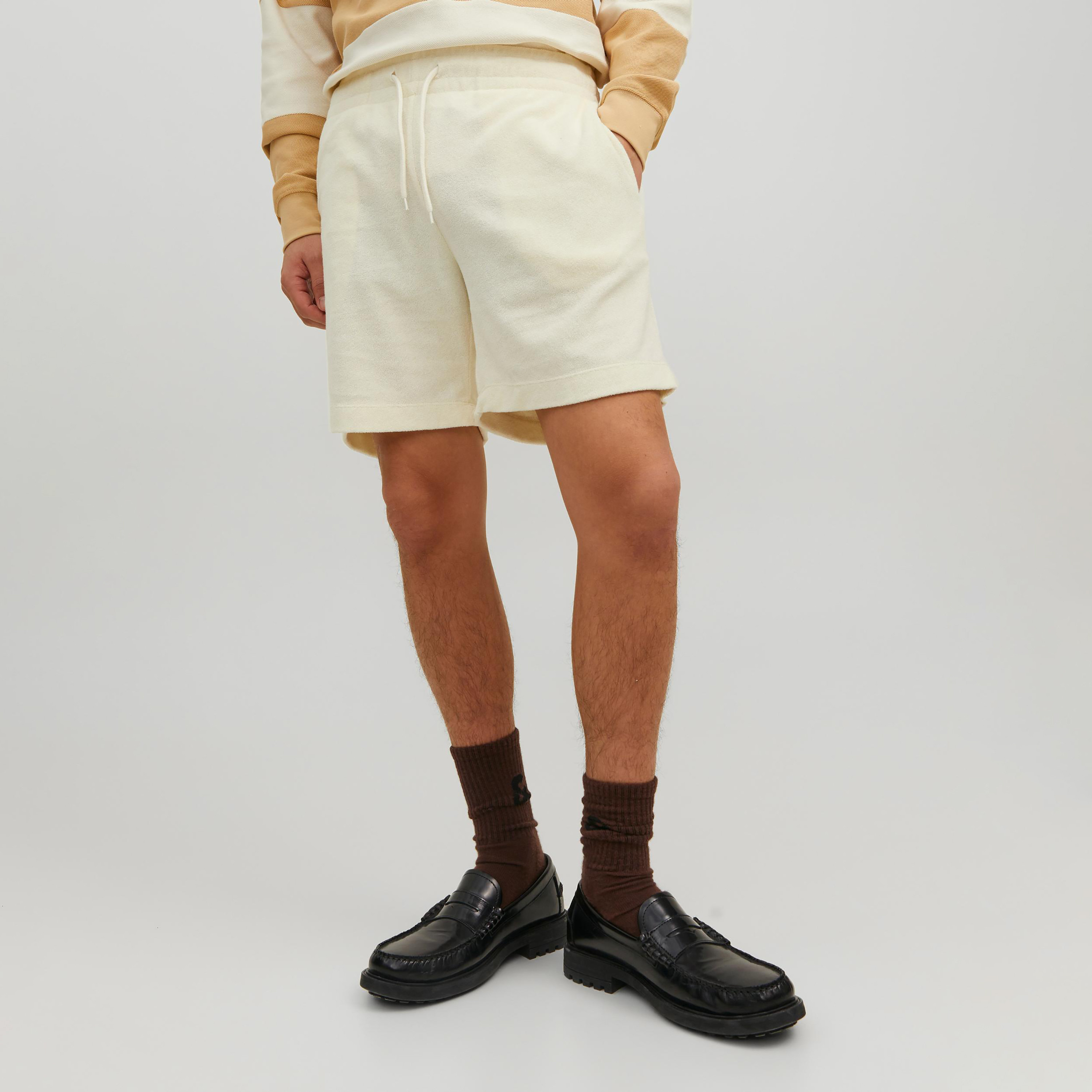 شورتس من جاك آند جونز مع مزخرف برباط ذو متوسط الارتفاع -men-clothing-bottoms-shorts-image-1